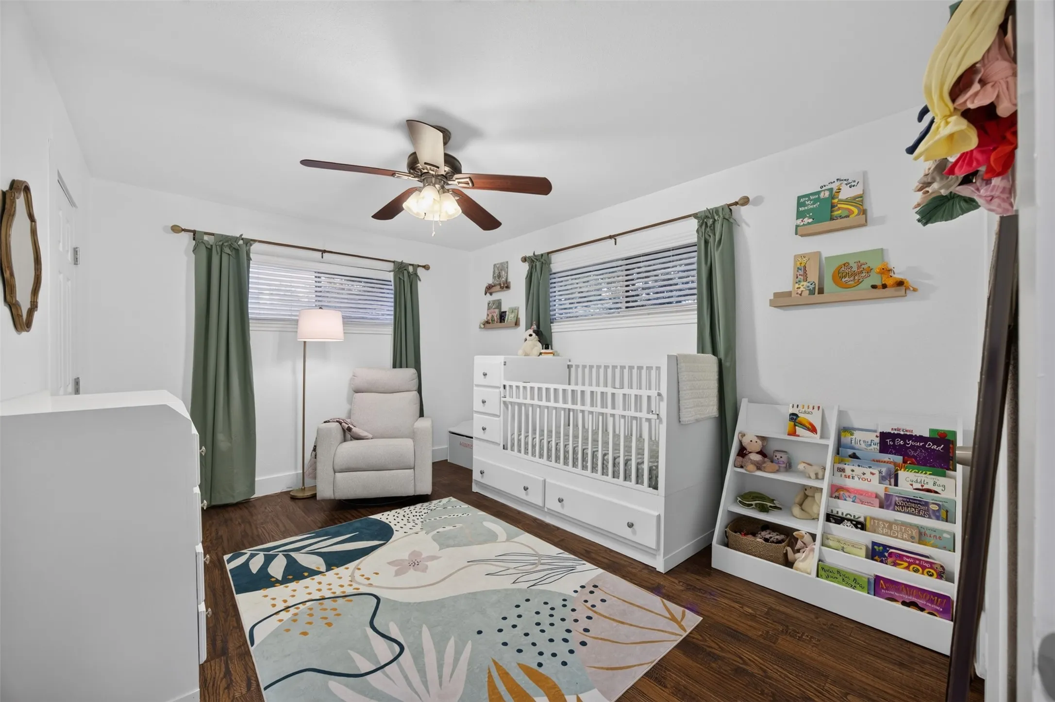 Single Family Residence For Sale in Dallas County , 2502 Rochdale Street, Garland, Texas 75040, 4 Bedroom, 4 Bathroom, 2 Garage spaces, 2,286 Sqft, built in 1969, mls#21402038, Real Estate Agent in Garland, Homes For Sale in Dallas county, Homes For Sale in Garland, Realtor in Garland Texas, Real Estate Brokerage Independent Realty Texas, Luminita Cordes Realtor