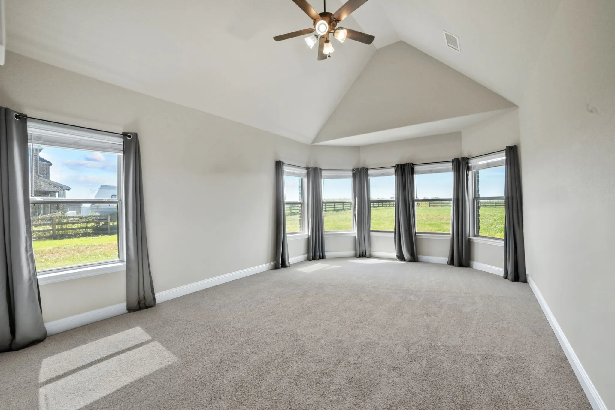 Single Family Residence For Sale in Grayson County , 193 Morrison Road, Howe, Texas 75459, 4 Bedroom, 4 Bathroom, 6 Garage spaces, 2,716 Sqft, built in 2023, mls#21403908, Real Estate Agent in Howe, Homes For Sale in Grayson county, Homes For Sale in Howe, Realtor in Howe Texas, Real Estate Brokerage Independent Realty Texas, Luminita Cordes Realtor