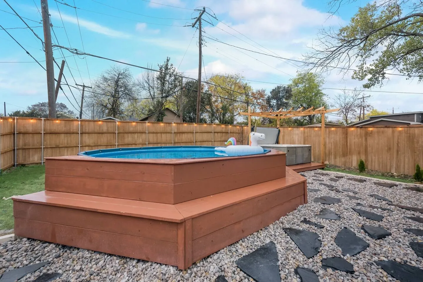 Single Family Residence For Sale in Dallas County , 2015 S Ewing Avenue, Dallas, Texas 75216, 5 Bedroom, 3 Bathroom, 2 Garage spaces, 2,676 Sqft, built in 2022, mls#21405696, Real Estate Agent in Dallas, Homes For Sale in Dallas county, Homes For Sale in Dallas, Realtor in Dallas Texas, Real Estate Brokerage Independent Realty Texas, Luminita Cordes Realtor