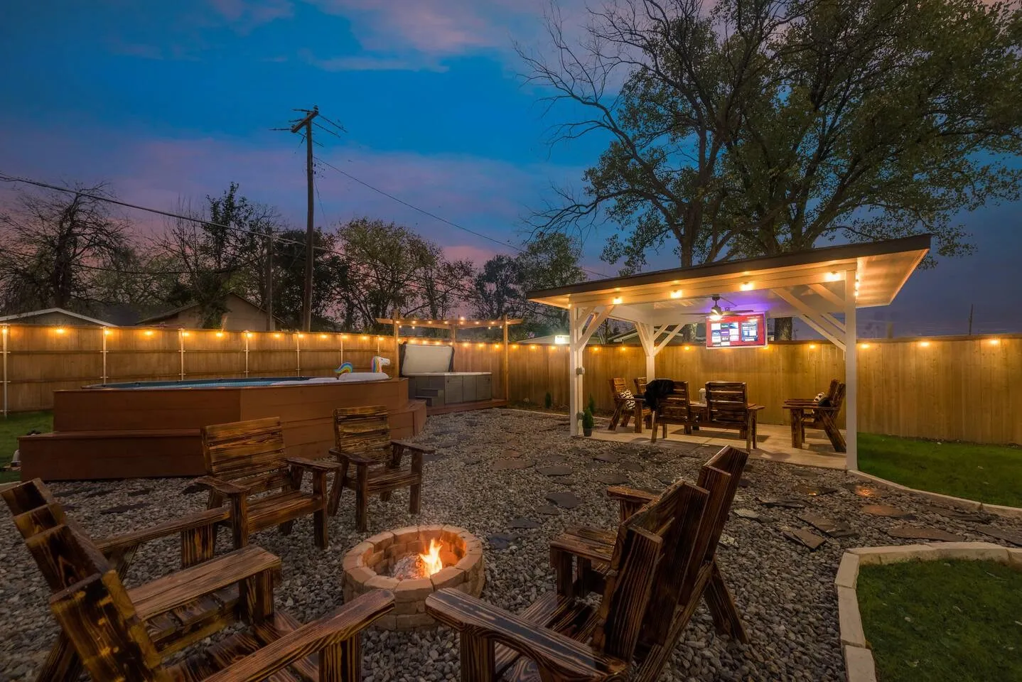 Single Family Residence For Sale in Dallas County , 2015 S Ewing Avenue, Dallas, Texas 75216, 5 Bedroom, 3 Bathroom, 2 Garage spaces, 2,676 Sqft, built in 2022, mls#21405696, Real Estate Agent in Dallas, Homes For Sale in Dallas county, Homes For Sale in Dallas, Realtor in Dallas Texas, Real Estate Brokerage Independent Realty Texas, Luminita Cordes Realtor