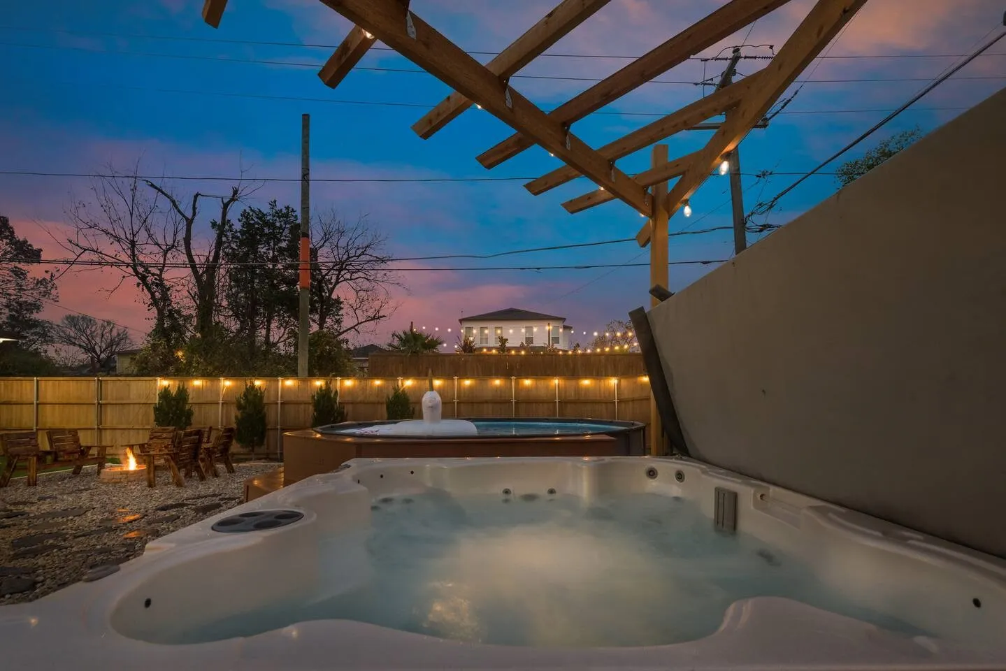 Single Family Residence For Sale in Dallas County , 2015 S Ewing Avenue, Dallas, Texas 75216, 5 Bedroom, 3 Bathroom, 2 Garage spaces, 2,676 Sqft, built in 2022, mls#21405696, Real Estate Agent in Dallas, Homes For Sale in Dallas county, Homes For Sale in Dallas, Realtor in Dallas Texas, Real Estate Brokerage Independent Realty Texas, Luminita Cordes Realtor