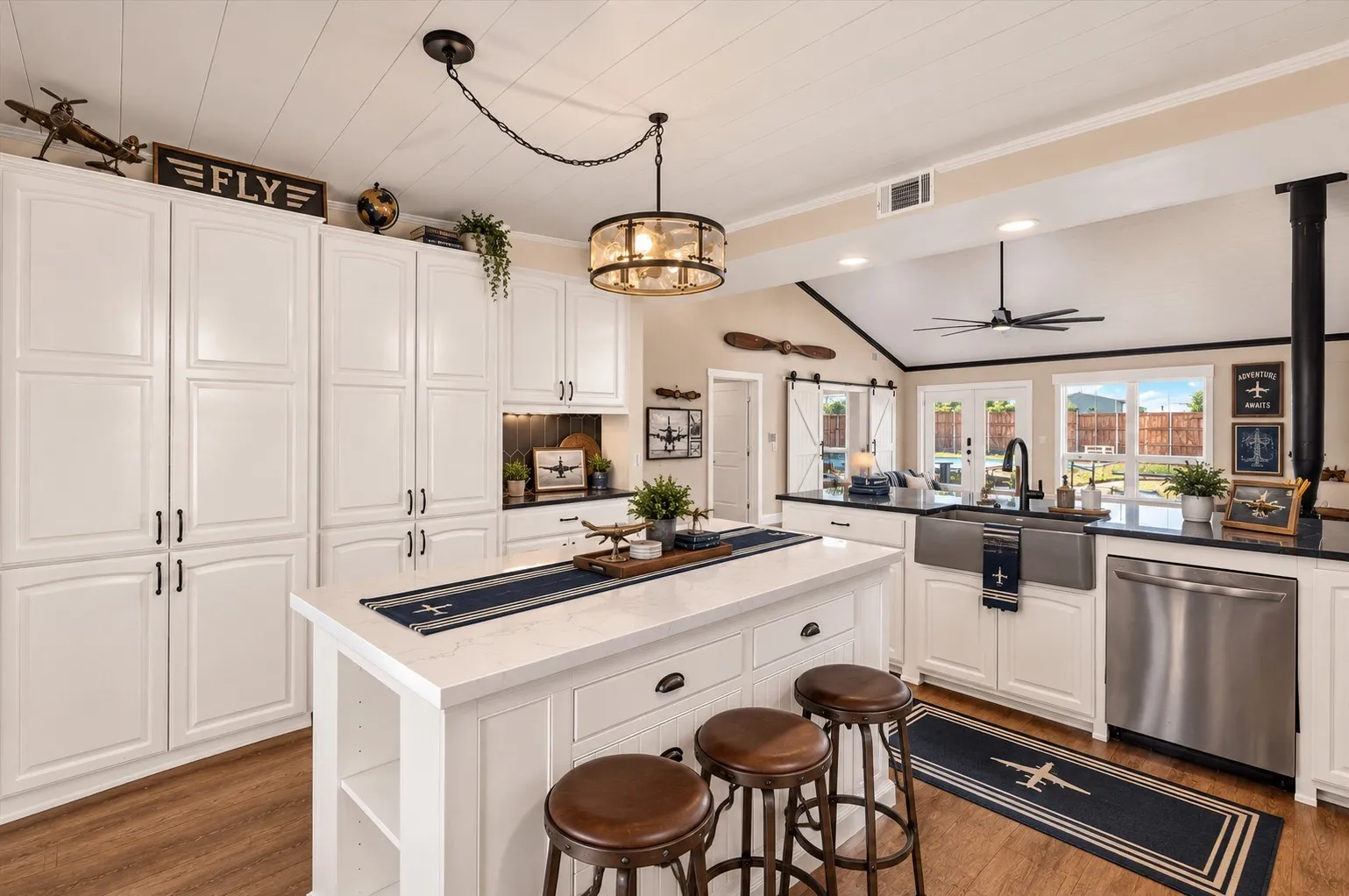Single Family Residence For Sale in Collin County , 10115 General Bond Court, Mc Kinney, Texas 75071, 3 Bedroom, 2 Bathroom, Garage spaces, 4,628 Sqft, built in 1982, mls#21403525, Real Estate Agent in Mc Kinney, Homes For Sale in Collin county, Homes For Sale in Mc Kinney, Realtor in Mc Kinney Texas, Real Estate Brokerage Independent Realty Texas, Luminita Cordes Realtor