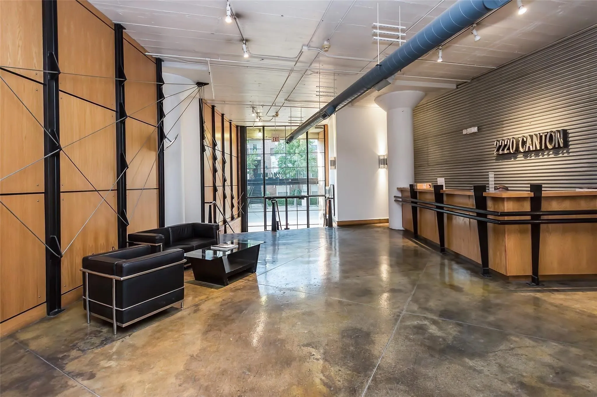 Condominium For Rent in Dallas County , 2220 Canton Street 406, Dallas, Texas 75201, 1 Bedroom, 1 Bathroom, 1 Garage spaces, 1,448 Sqft, built in 1925, mls#21405626, Real Estate Agent in Dallas, Homes For Rent in Dallas county, Homes For Rent in Dallas, Realtor in Dallas Texas, Real Estate Brokerage Independent Realty Texas, Luminita Cordes Realtor