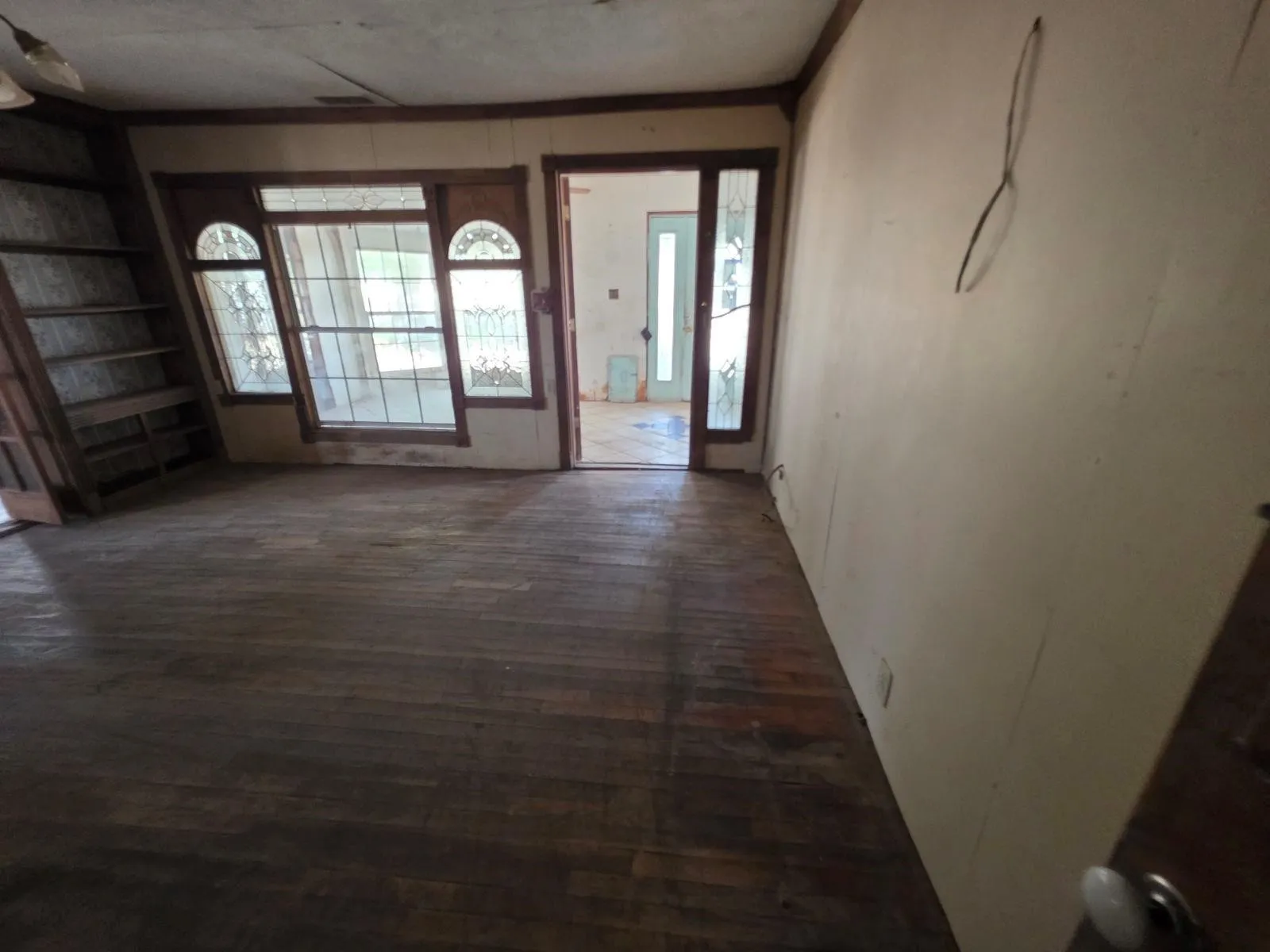 Single Family Residence For Sale in Hopkins County , 1917 County Road 1144, Miller Grove, Texas 75472, 2 Bedroom, 2 Bathroom, Garage spaces, 1,503 Sqft, built in 1930, mls#21405699, Real Estate Agent in Miller Grove, Homes For Sale in Hopkins county, Homes For Sale in Miller Grove, Realtor in Miller Grove Texas, Real Estate Brokerage Independent Realty Texas, Luminita Cordes Realtor