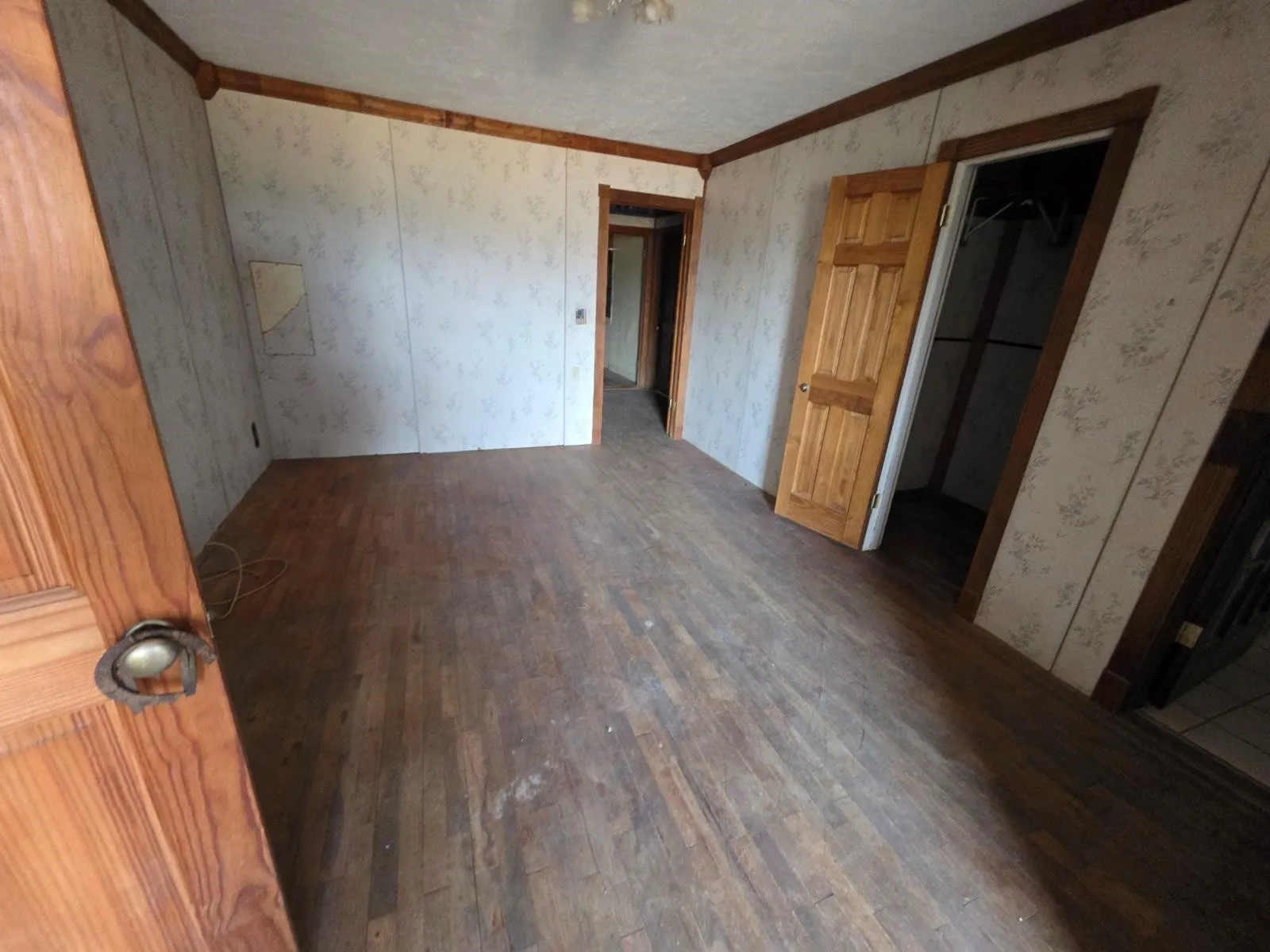 Single Family Residence For Sale in Hopkins County , 1917 County Road 1144, Miller Grove, Texas 75472, 2 Bedroom, 2 Bathroom, Garage spaces, 1,503 Sqft, built in 1930, mls#21405699, Real Estate Agent in Miller Grove, Homes For Sale in Hopkins county, Homes For Sale in Miller Grove, Realtor in Miller Grove Texas, Real Estate Brokerage Independent Realty Texas, Luminita Cordes Realtor