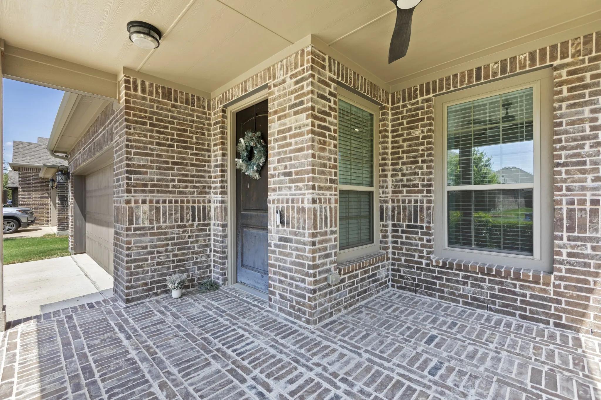 Single Family Residence For Sale in Collin County , 5817 Liberty Hill Drive, Mc Kinney, Texas 75070, 3 Bedroom, 3 Bathroom, 2 Garage spaces, 2,516 Sqft, built in 2019, mls#21405665, Real Estate Agent in Mc Kinney, Homes For Sale in Collin county, Homes For Sale in Mc Kinney, Realtor in Mc Kinney Texas, Real Estate Brokerage Independent Realty Texas, Luminita Cordes Realtor