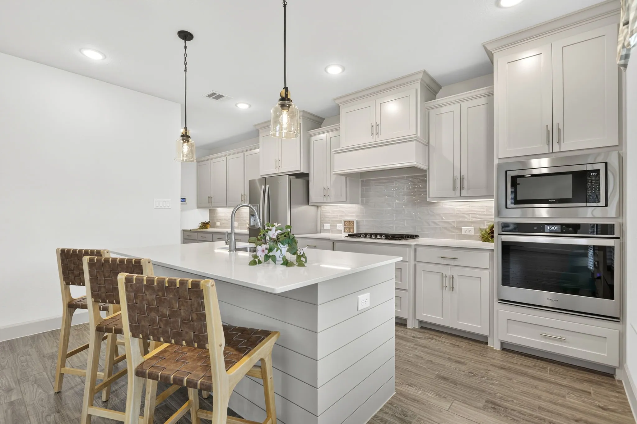 Single Family Residence For Sale in Collin County , 5817 Liberty Hill Drive, Mc Kinney, Texas 75070, 3 Bedroom, 3 Bathroom, 2 Garage spaces, 2,516 Sqft, built in 2019, mls#21405665, Real Estate Agent in Mc Kinney, Homes For Sale in Collin county, Homes For Sale in Mc Kinney, Realtor in Mc Kinney Texas, Real Estate Brokerage Independent Realty Texas, Luminita Cordes Realtor