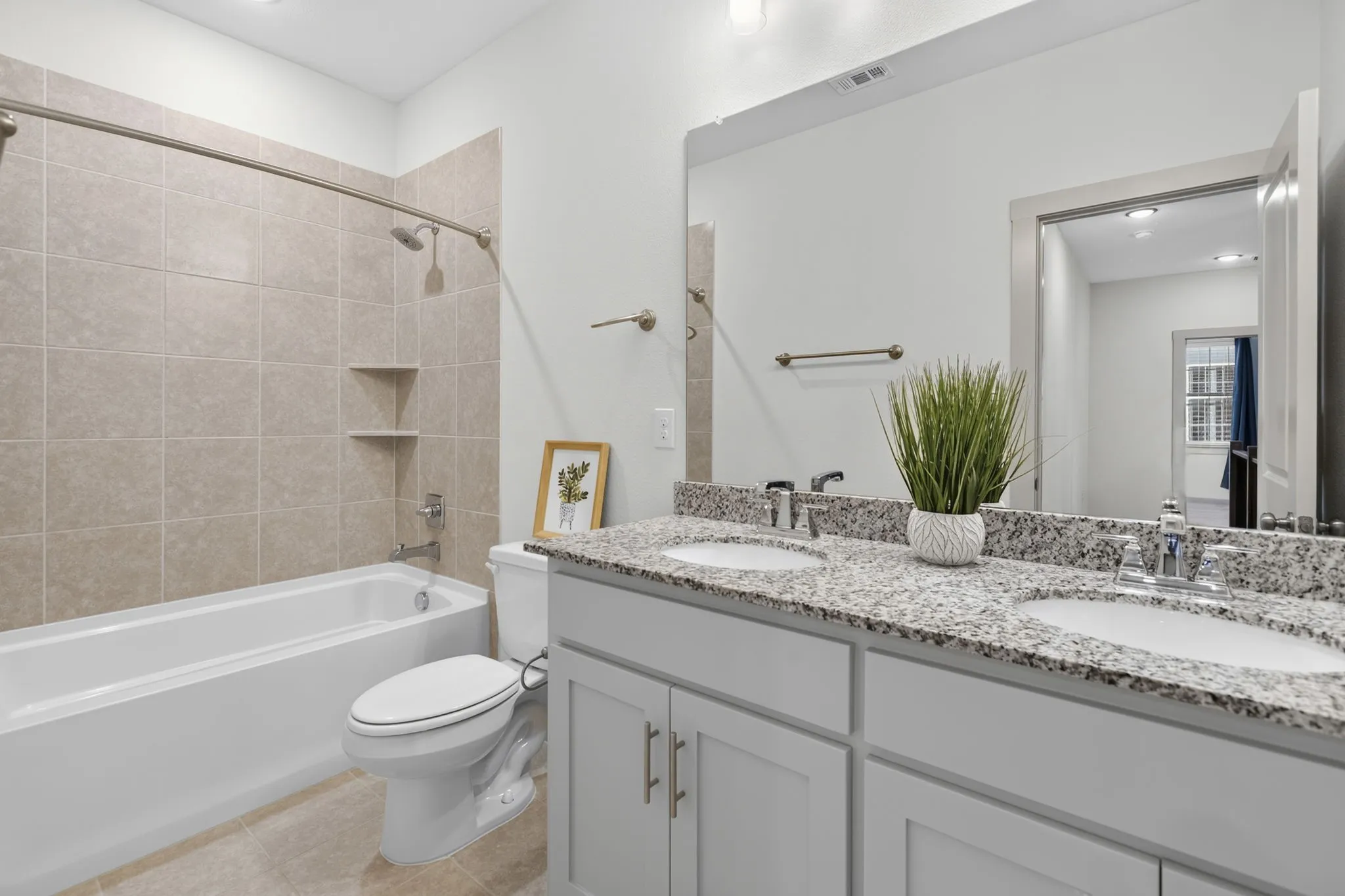 Single Family Residence For Sale in Collin County , 5817 Liberty Hill Drive, Mc Kinney, Texas 75070, 3 Bedroom, 3 Bathroom, 2 Garage spaces, 2,516 Sqft, built in 2019, mls#21405665, Real Estate Agent in Mc Kinney, Homes For Sale in Collin county, Homes For Sale in Mc Kinney, Realtor in Mc Kinney Texas, Real Estate Brokerage Independent Realty Texas, Luminita Cordes Realtor