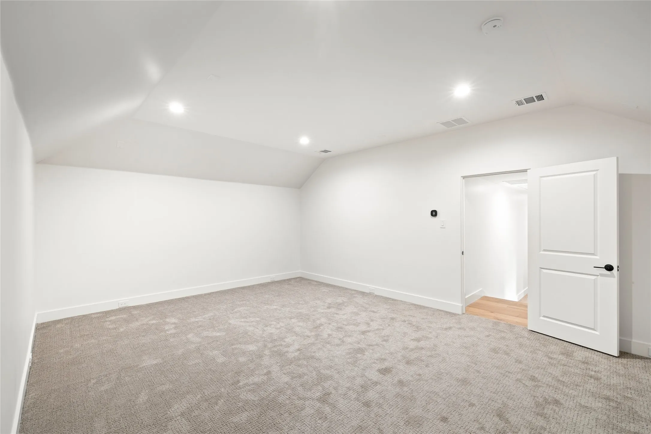 Single Family Residence For Rent in Dallas County , 8730 Rexford Drive, Dallas, Texas 75209, 5 Bedroom, 6 Bathroom, 2 Garage spaces, 4,604 Sqft, built in 2025, mls#21405299, Real Estate Agent in Dallas, Homes For Rent in Dallas county, Homes For Rent in Dallas, Realtor in Dallas Texas, Real Estate Brokerage Independent Realty Texas, Luminita Cordes Realtor