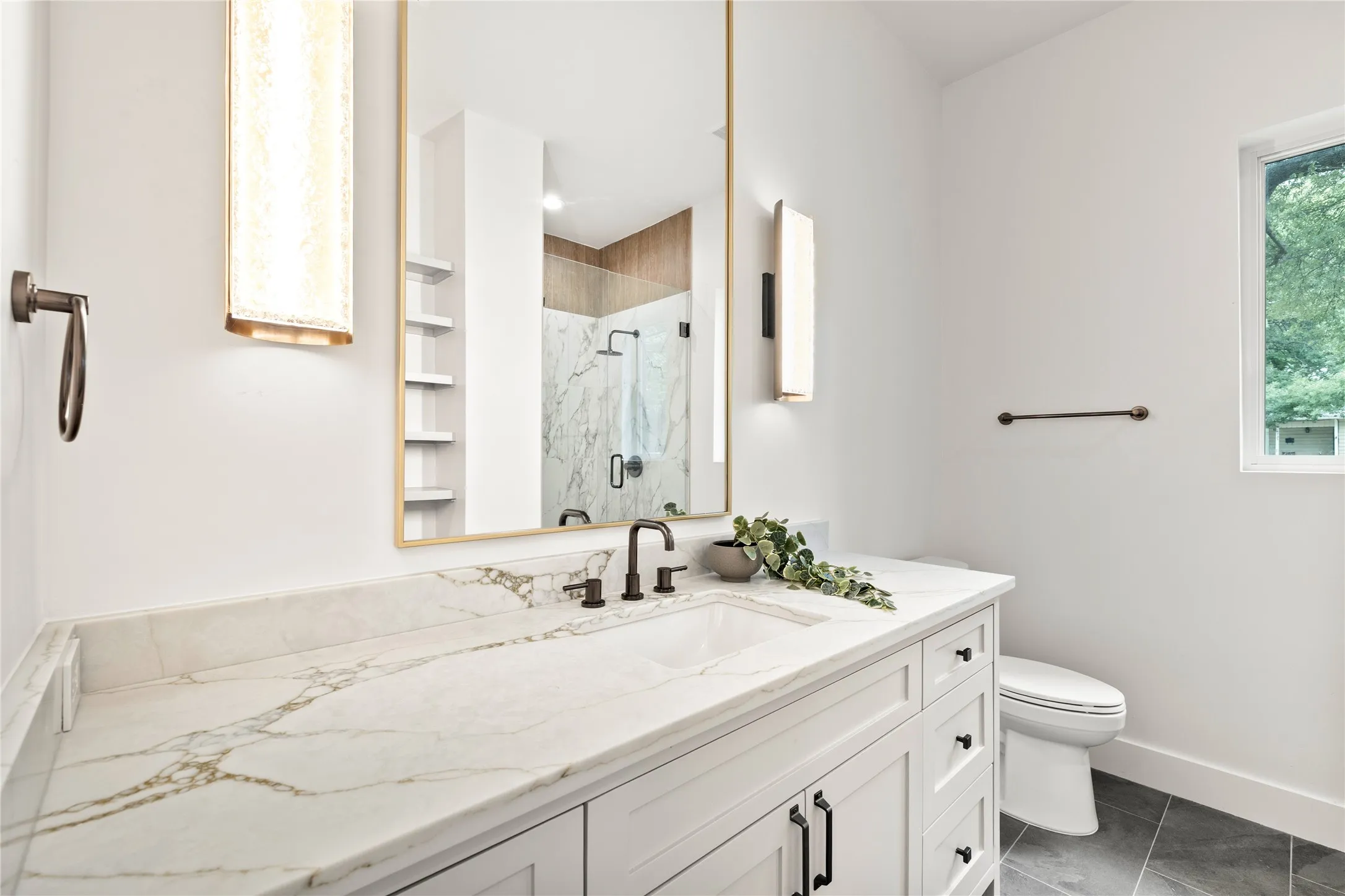 Single Family Residence For Rent in Dallas County , 8730 Rexford Drive, Dallas, Texas 75209, 5 Bedroom, 6 Bathroom, 2 Garage spaces, 4,604 Sqft, built in 2025, mls#21405299, Real Estate Agent in Dallas, Homes For Rent in Dallas county, Homes For Rent in Dallas, Realtor in Dallas Texas, Real Estate Brokerage Independent Realty Texas, Luminita Cordes Realtor