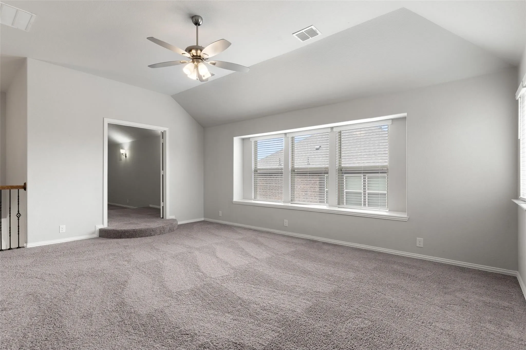 Single Family Residence For Sale in Collin County , 1310 Divine Rose Way, Wylie, Texas 75098, 5 Bedroom, 3 Bathroom, 2 Garage spaces, 3,424 Sqft, built in 2019, mls#21405667, Real Estate Agent in Wylie, Homes For Sale in Collin county, Homes For Sale in Wylie, Realtor in Wylie Texas, Real Estate Brokerage Independent Realty Texas, Luminita Cordes Realtor