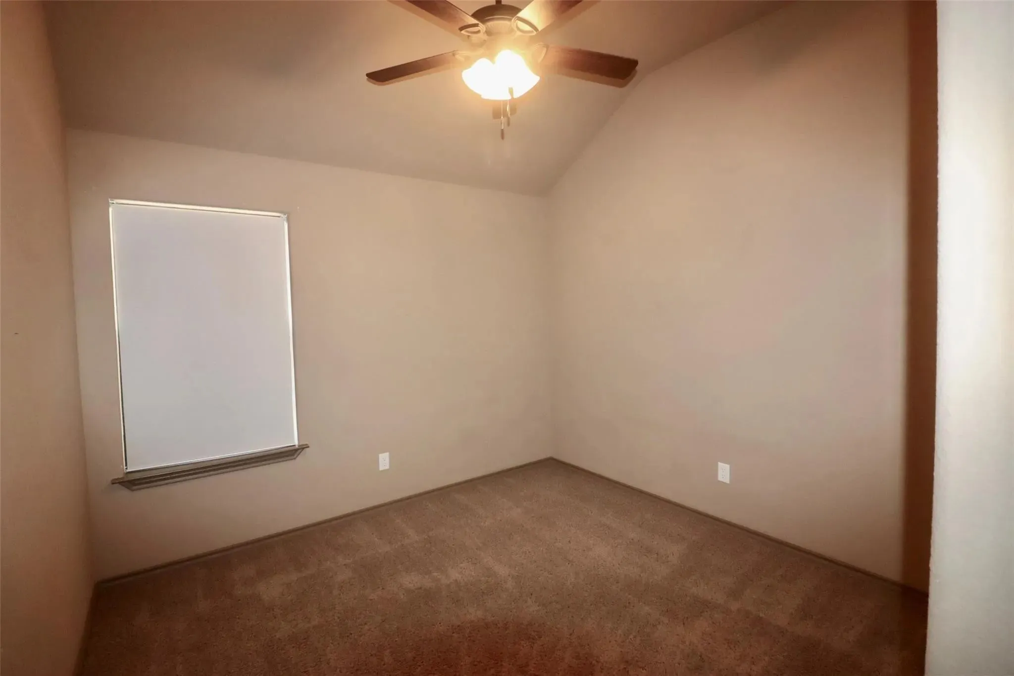 Single Family Residence For Rent in Erath County , 663 W Tarleton Street 202, Stephenville, Texas 76401, 1 Bedroom, 1 Bathroom, Garage spaces, 2,158 Sqft, built in 2013, mls#21404869, Real Estate Agent in Stephenville, Homes For Rent in Erath county, Homes For Rent in Stephenville, Realtor in Stephenville Texas, Real Estate Brokerage Independent Realty Texas, Luminita Cordes Realtor