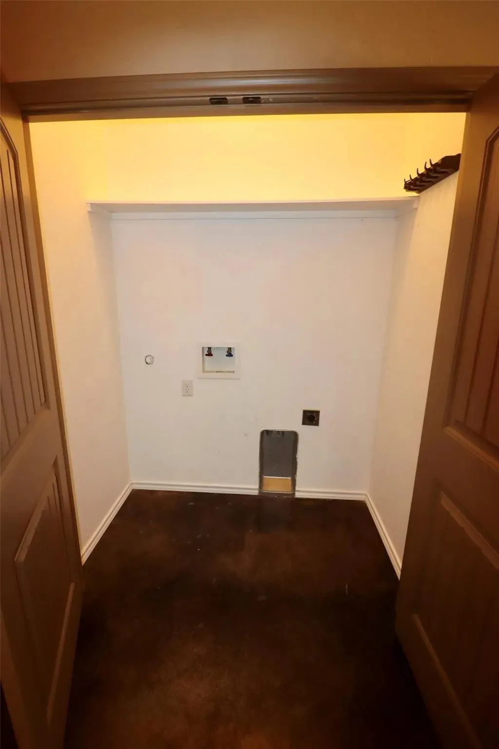 Single Family Residence For Rent in Erath County , 663 W Tarleton Street 202, Stephenville, Texas 76401, 1 Bedroom, 1 Bathroom, Garage spaces, 2,158 Sqft, built in 2013, mls#21404869, Real Estate Agent in Stephenville, Homes For Rent in Erath county, Homes For Rent in Stephenville, Realtor in Stephenville Texas, Real Estate Brokerage Independent Realty Texas, Luminita Cordes Realtor