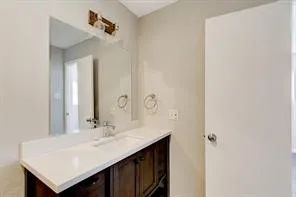 Single Family Residence For Rent in Tarrant County , 2422 Jewell Drive, Arlington, Texas 76016, 3 Bedroom, 2 Bathroom, Garage spaces, 1,536 Sqft, built in 1964, mls#21405716, Real Estate Agent in Arlington, Homes For Rent in Tarrant county, Homes For Rent in Arlington, Realtor in Arlington Texas, Real Estate Brokerage Independent Realty Texas, Luminita Cordes Realtor