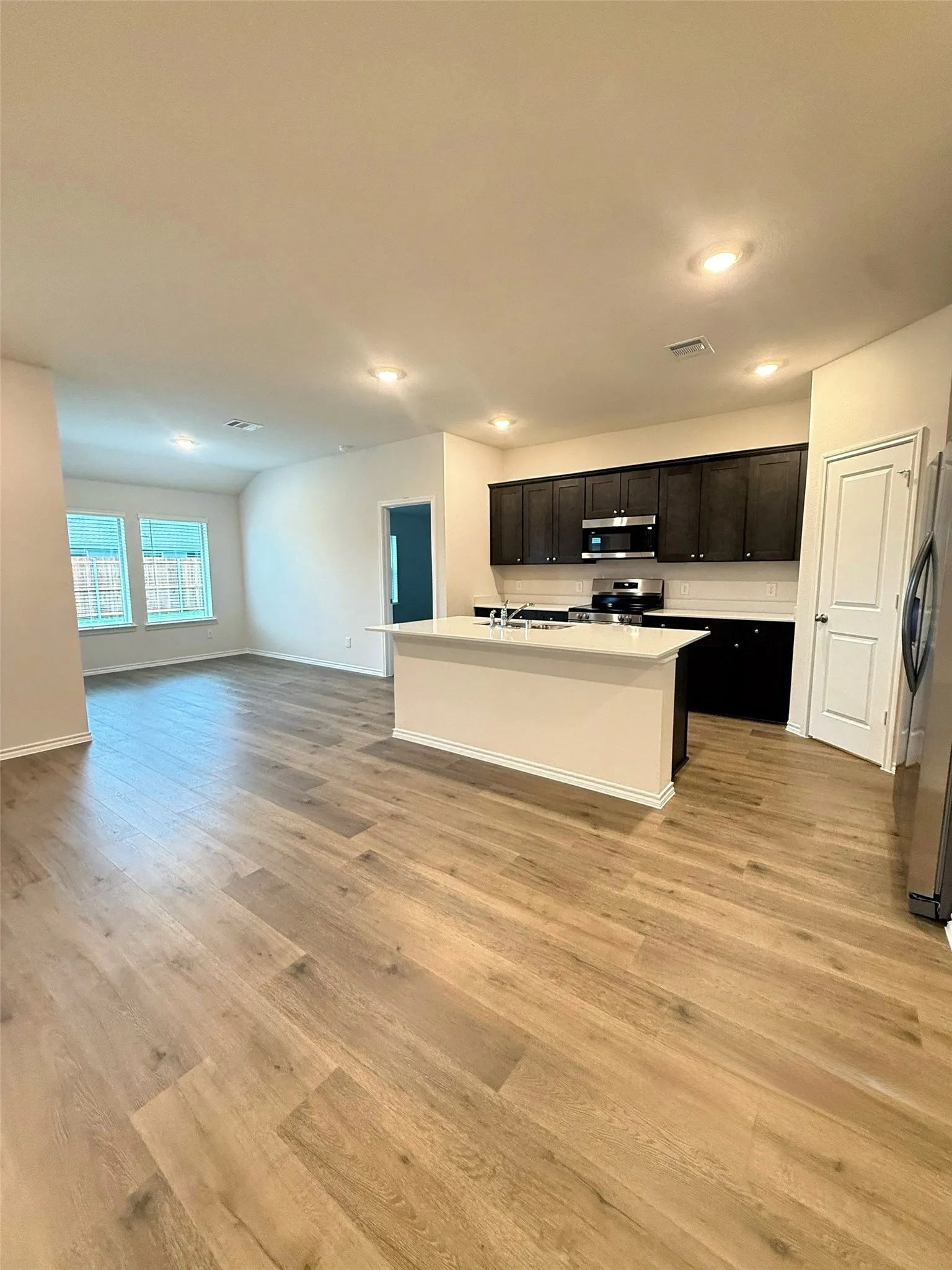 Single Family Residence For Rent in Collin County , 625 Dunhill Road, Josephine, Texas 75173, 4 Bedroom, 2 Bathroom, 2 Garage spaces, 1,791 Sqft, built in 2026, mls#21404825, Real Estate Agent in Josephine, Homes For Rent in Collin county, Homes For Rent in Josephine, Realtor in Josephine Texas, Real Estate Brokerage Independent Realty Texas, Luminita Cordes Realtor
