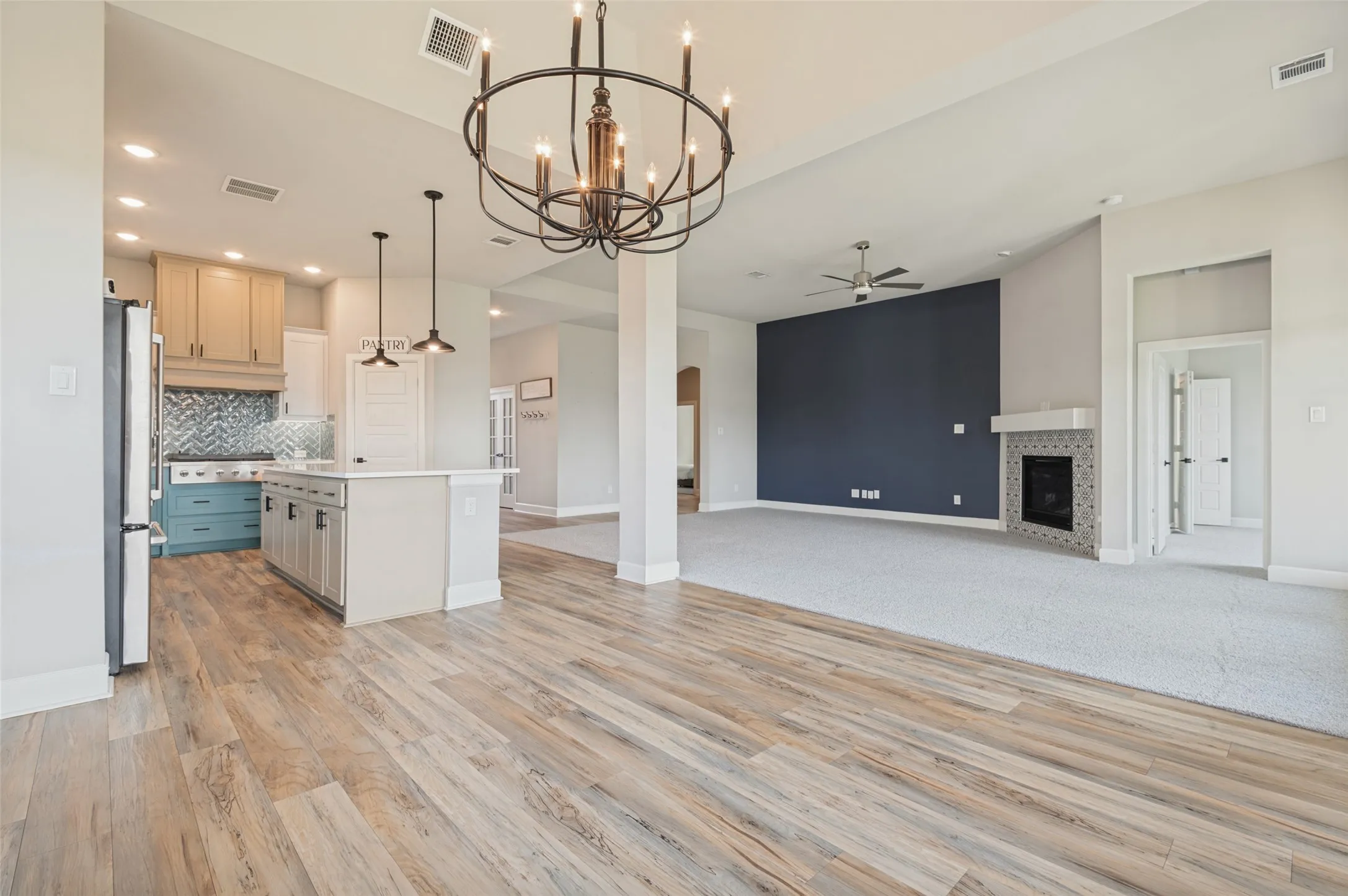 Single Family Residence For Sale in Johnson County , 1304 Brandenburg Street, Mansfield, Texas 76063, 4 Bedroom, 3 Bathroom, 2 Garage spaces, 2,548 Sqft, built in 2021, mls#21403326, Real Estate Agent in Mansfield, Homes For Sale in Johnson county, Homes For Sale in Mansfield, Realtor in Mansfield Texas, Real Estate Brokerage Independent Realty Texas, Luminita Cordes Realtor