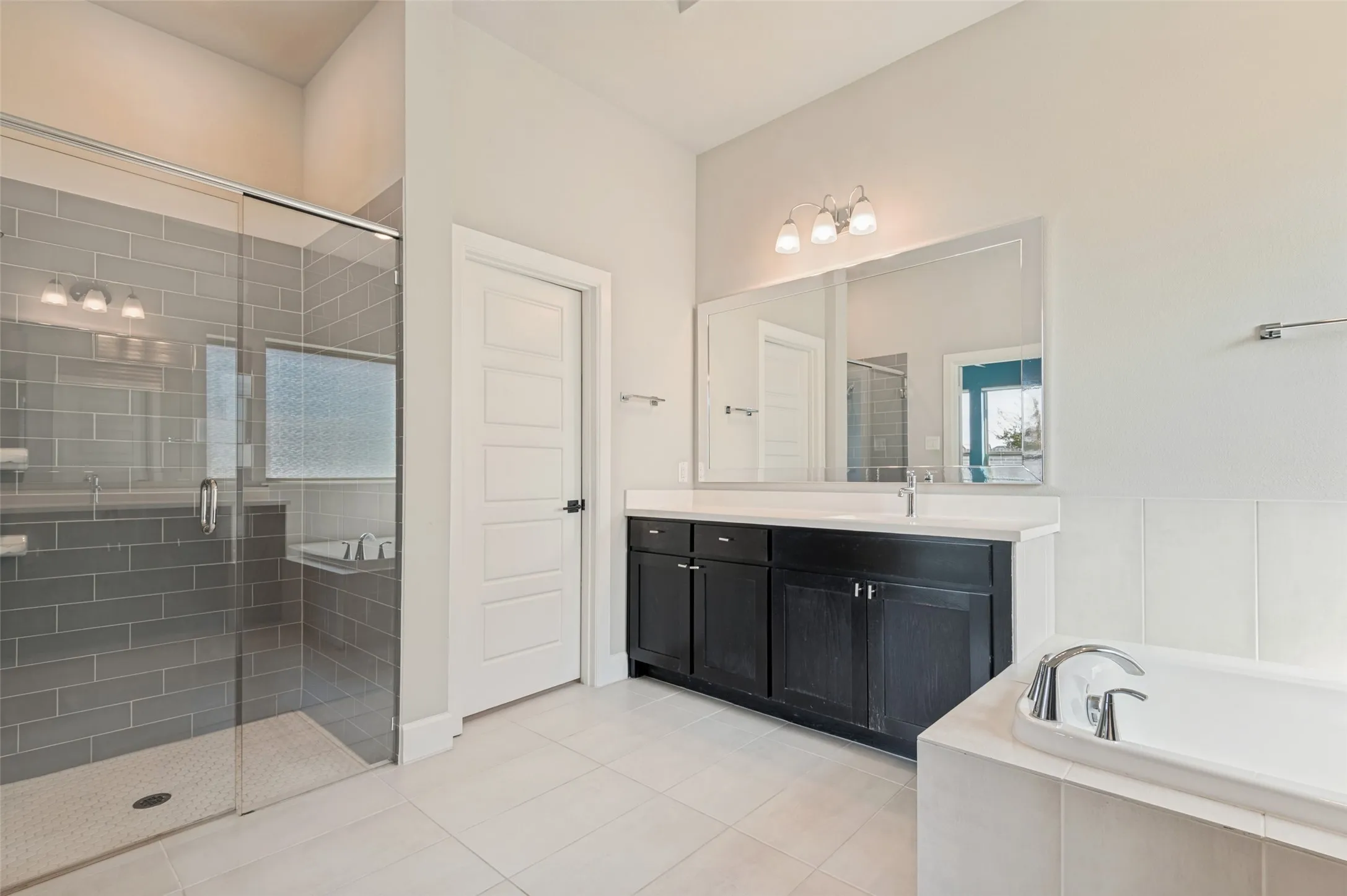 Single Family Residence For Sale in Johnson County , 1304 Brandenburg Street, Mansfield, Texas 76063, 4 Bedroom, 3 Bathroom, 2 Garage spaces, 2,548 Sqft, built in 2021, mls#21403326, Real Estate Agent in Mansfield, Homes For Sale in Johnson county, Homes For Sale in Mansfield, Realtor in Mansfield Texas, Real Estate Brokerage Independent Realty Texas, Luminita Cordes Realtor