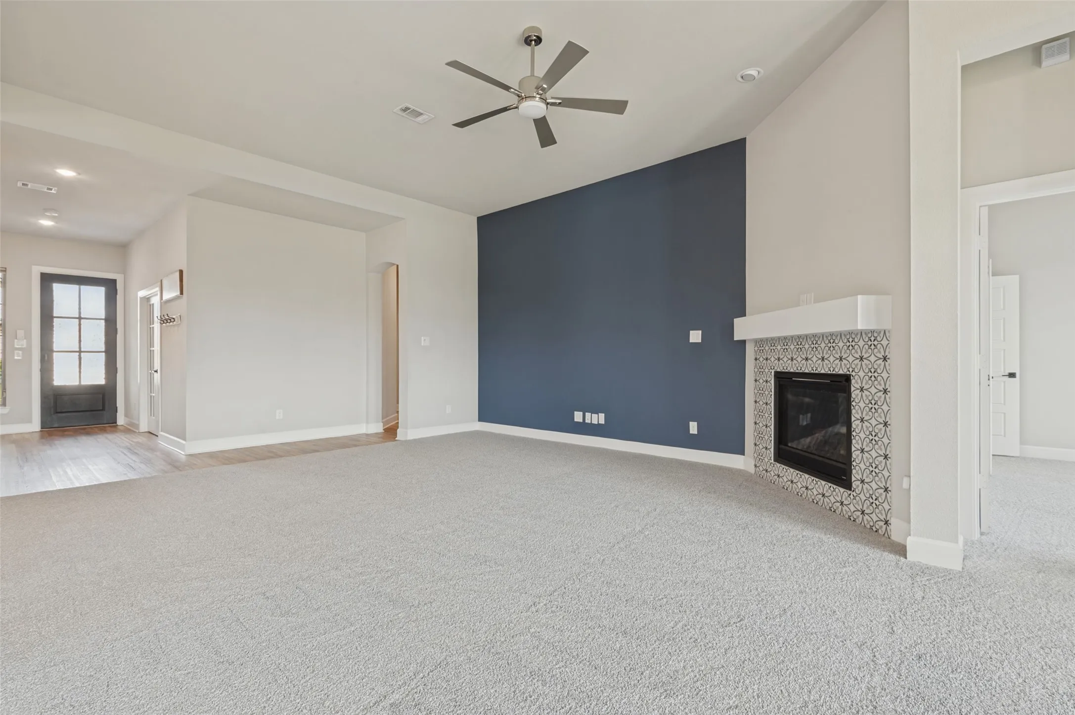 Single Family Residence For Sale in Johnson County , 1304 Brandenburg Street, Mansfield, Texas 76063, 4 Bedroom, 3 Bathroom, 2 Garage spaces, 2,548 Sqft, built in 2021, mls#21403326, Real Estate Agent in Mansfield, Homes For Sale in Johnson county, Homes For Sale in Mansfield, Realtor in Mansfield Texas, Real Estate Brokerage Independent Realty Texas, Luminita Cordes Realtor