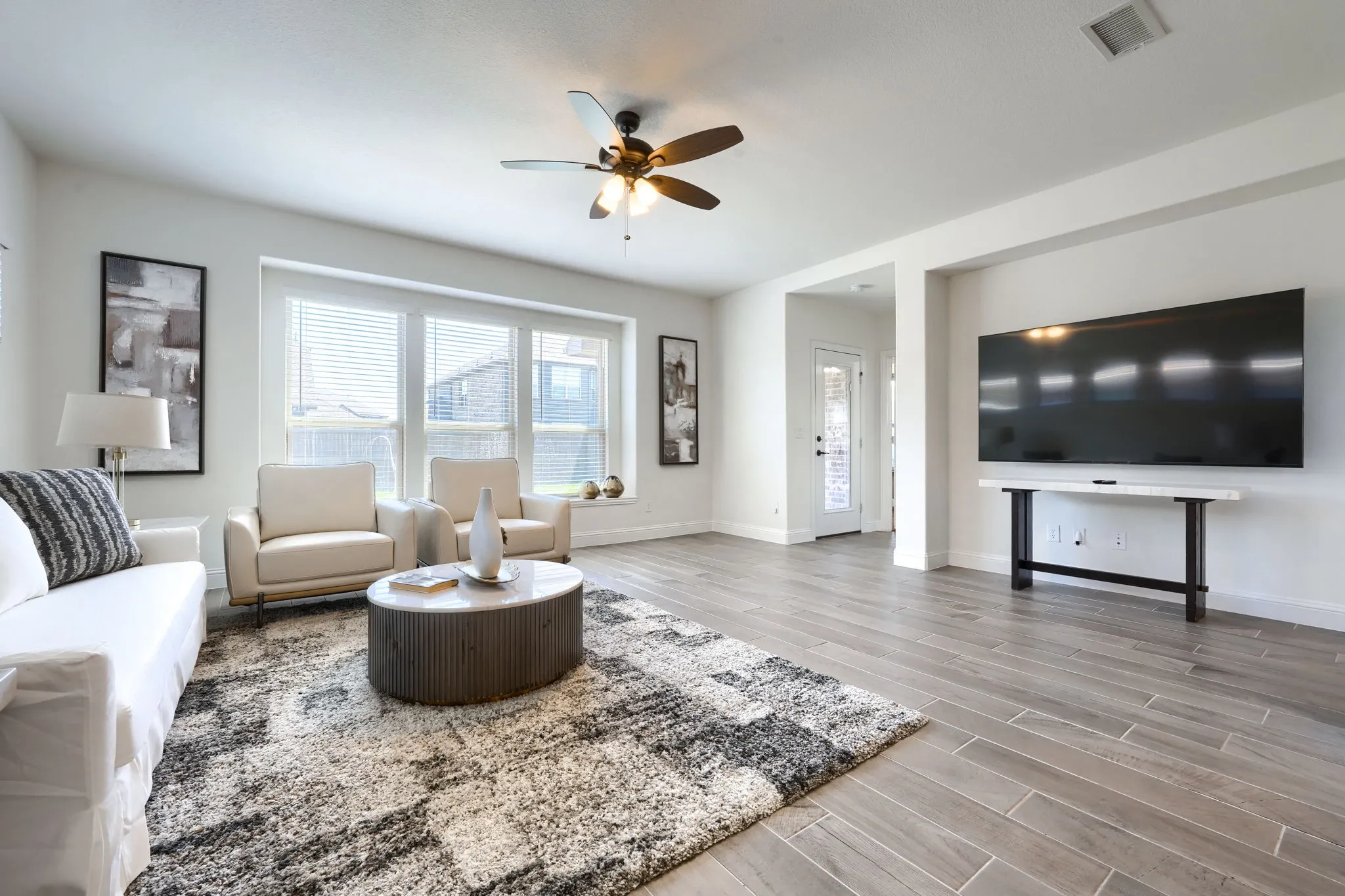 Single Family Residence For Rent in Denton County , 1312 Arrowwood Drive, Aubrey, Texas 76227, 4 Bedroom, 4 Bathroom, 2 Garage spaces, 3,106 Sqft, built in 2021, mls#21405725, Real Estate Agent in Aubrey, Homes For Rent in Denton county, Homes For Rent in Aubrey, Realtor in Aubrey Texas, Real Estate Brokerage Independent Realty Texas, Luminita Cordes Realtor
