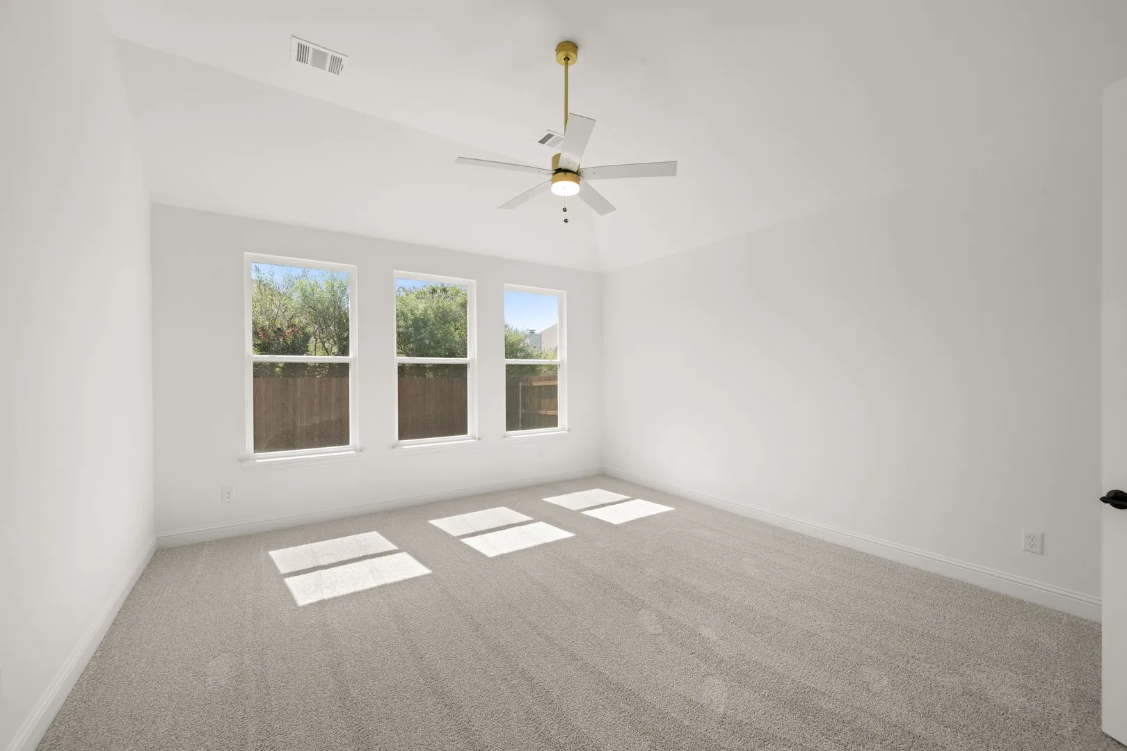 Single Family Residence For Sale in Johnson County , 2601 Lila Street, Burleson, Texas 76028, 3 Bedroom, 3 Bathroom, 2 Garage spaces, 2,776 Sqft, built in 2026, mls#21405730, Real Estate Agent in Burleson, Homes For Sale in Johnson county, Homes For Sale in Burleson, Realtor in Burleson Texas, Real Estate Brokerage Independent Realty Texas, Luminita Cordes Realtor