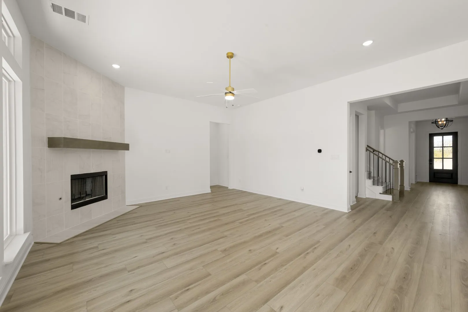 Single Family Residence For Sale in Johnson County , 2601 Lila Street, Burleson, Texas 76028, 3 Bedroom, 3 Bathroom, 2 Garage spaces, 2,776 Sqft, built in 2026, mls#21405730, Real Estate Agent in Burleson, Homes For Sale in Johnson county, Homes For Sale in Burleson, Realtor in Burleson Texas, Real Estate Brokerage Independent Realty Texas, Luminita Cordes Realtor