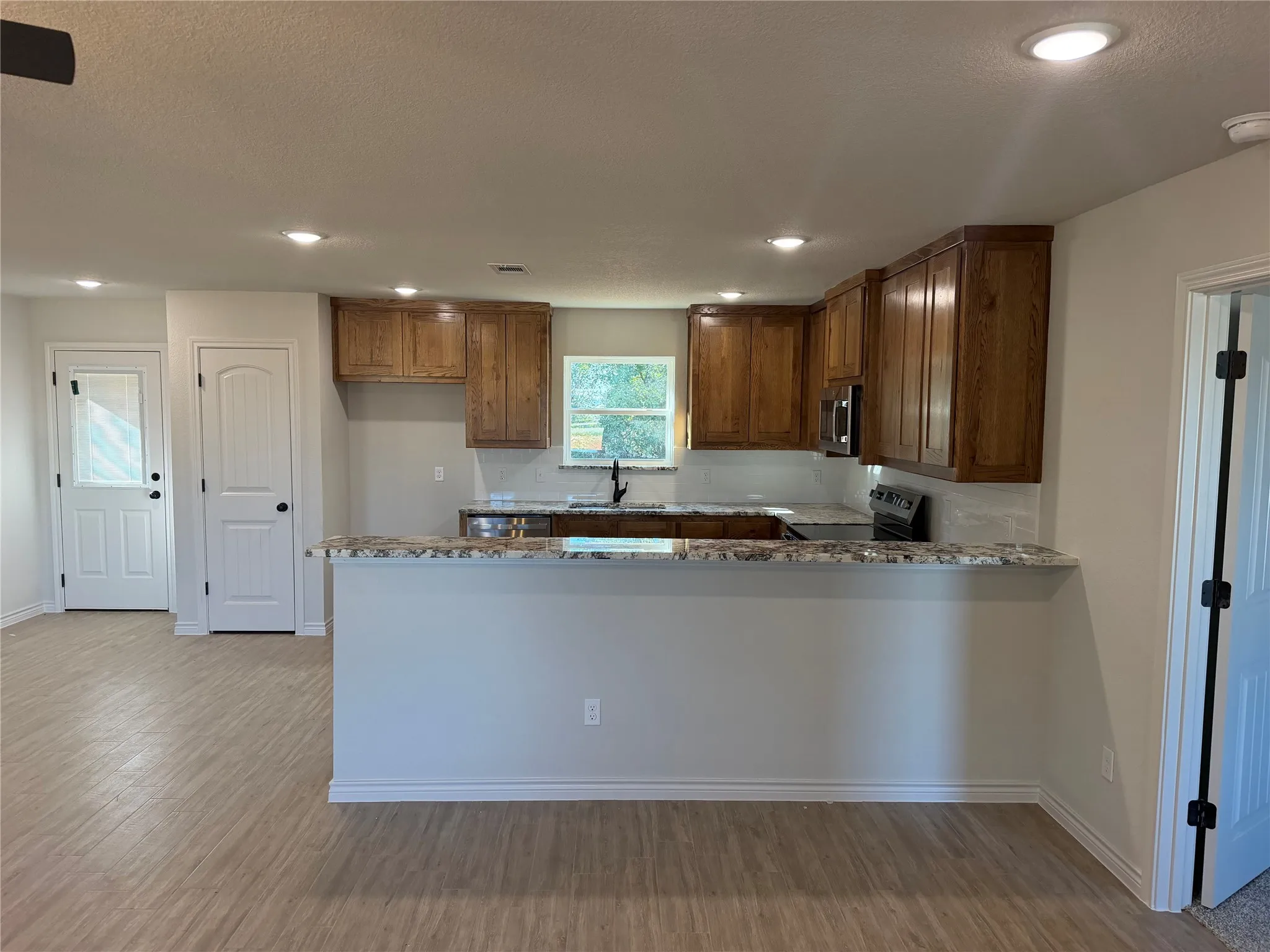 Single Family Residence For Sale in Parker County , 1001 Virgil Court, Springtown, Texas 76082, 3 Bedroom, 3 Bathroom, 2 Garage spaces, 1,400 Sqft, built in 2026, mls#21405731, Real Estate Agent in Springtown, Homes For Sale in Parker county, Homes For Sale in Springtown, Realtor in Springtown Texas, Real Estate Brokerage Independent Realty Texas, Luminita Cordes Realtor