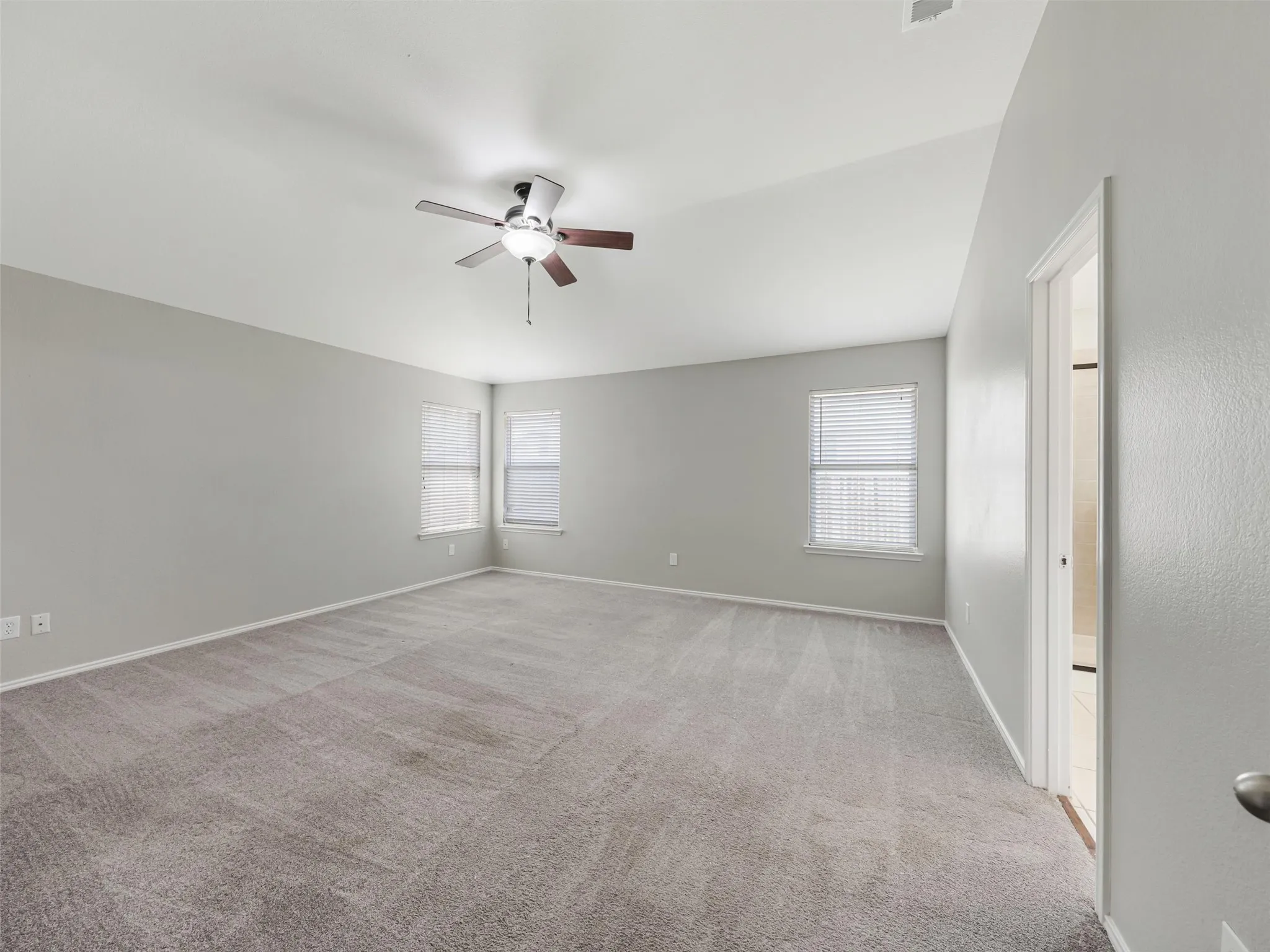 Single Family Residence For Rent in Collin County , 9016 Boone Drive, Mc Kinney, Texas 75071, 3 Bedroom, 2 Bathroom, 2 Garage spaces, 2,065 Sqft, built in 2003, mls#21405171, Real Estate Agent in Mc Kinney, Homes For Rent in Collin county, Homes For Rent in Mc Kinney, Realtor in Mc Kinney Texas, Real Estate Brokerage Independent Realty Texas, Luminita Cordes Realtor
