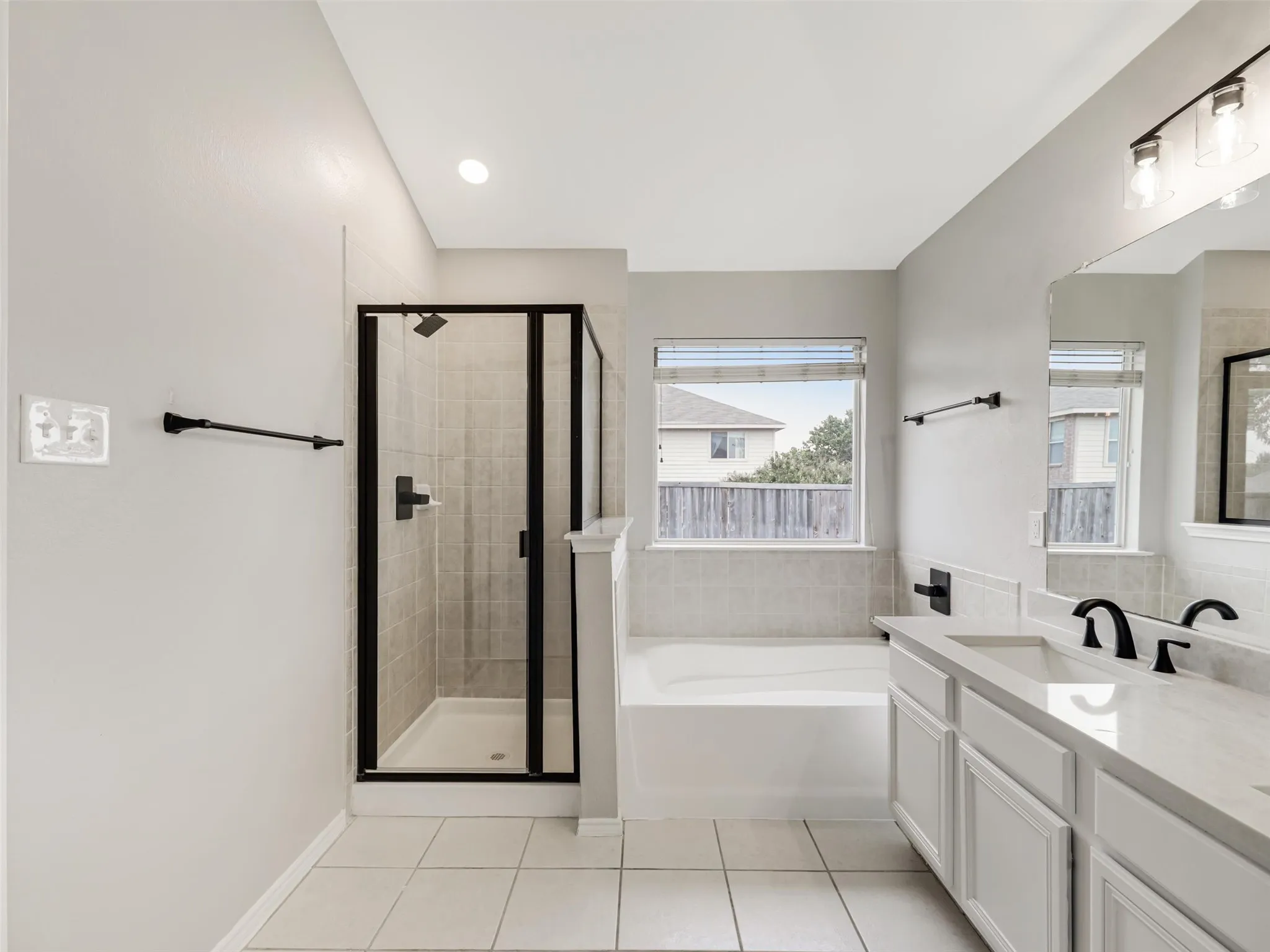 Single Family Residence For Rent in Collin County , 9016 Boone Drive, Mc Kinney, Texas 75071, 3 Bedroom, 2 Bathroom, 2 Garage spaces, 2,065 Sqft, built in 2003, mls#21405171, Real Estate Agent in Mc Kinney, Homes For Rent in Collin county, Homes For Rent in Mc Kinney, Realtor in Mc Kinney Texas, Real Estate Brokerage Independent Realty Texas, Luminita Cordes Realtor