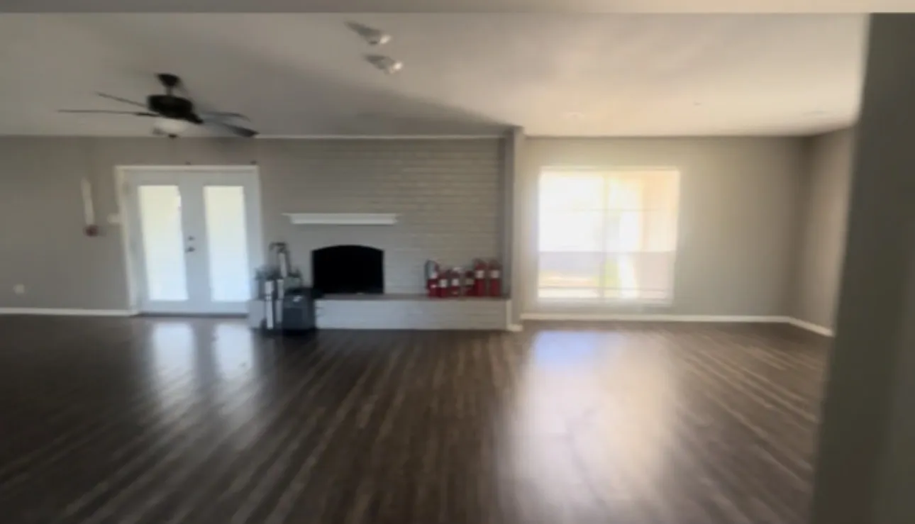Single Family Residence For Sale in Tarrant County , 6208 Winifred Drive, Fort Worth, Texas 76133, 6 Bedroom, 4 Bathroom, Garage spaces, 2,795 Sqft, built in 1966, mls#21405742, Real Estate Agent in Fort Worth, Homes For Sale in Tarrant county, Homes For Sale in Fort Worth, Realtor in Fort Worth Texas, Real Estate Brokerage Independent Realty Texas, Luminita Cordes Realtor