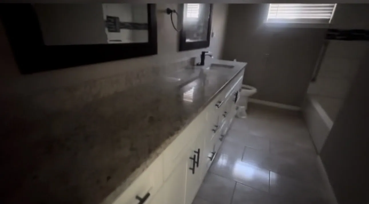 Single Family Residence For Sale in Tarrant County , 6208 Winifred Drive, Fort Worth, Texas 76133, 6 Bedroom, 4 Bathroom, Garage spaces, 2,795 Sqft, built in 1966, mls#21405742, Real Estate Agent in Fort Worth, Homes For Sale in Tarrant county, Homes For Sale in Fort Worth, Realtor in Fort Worth Texas, Real Estate Brokerage Independent Realty Texas, Luminita Cordes Realtor