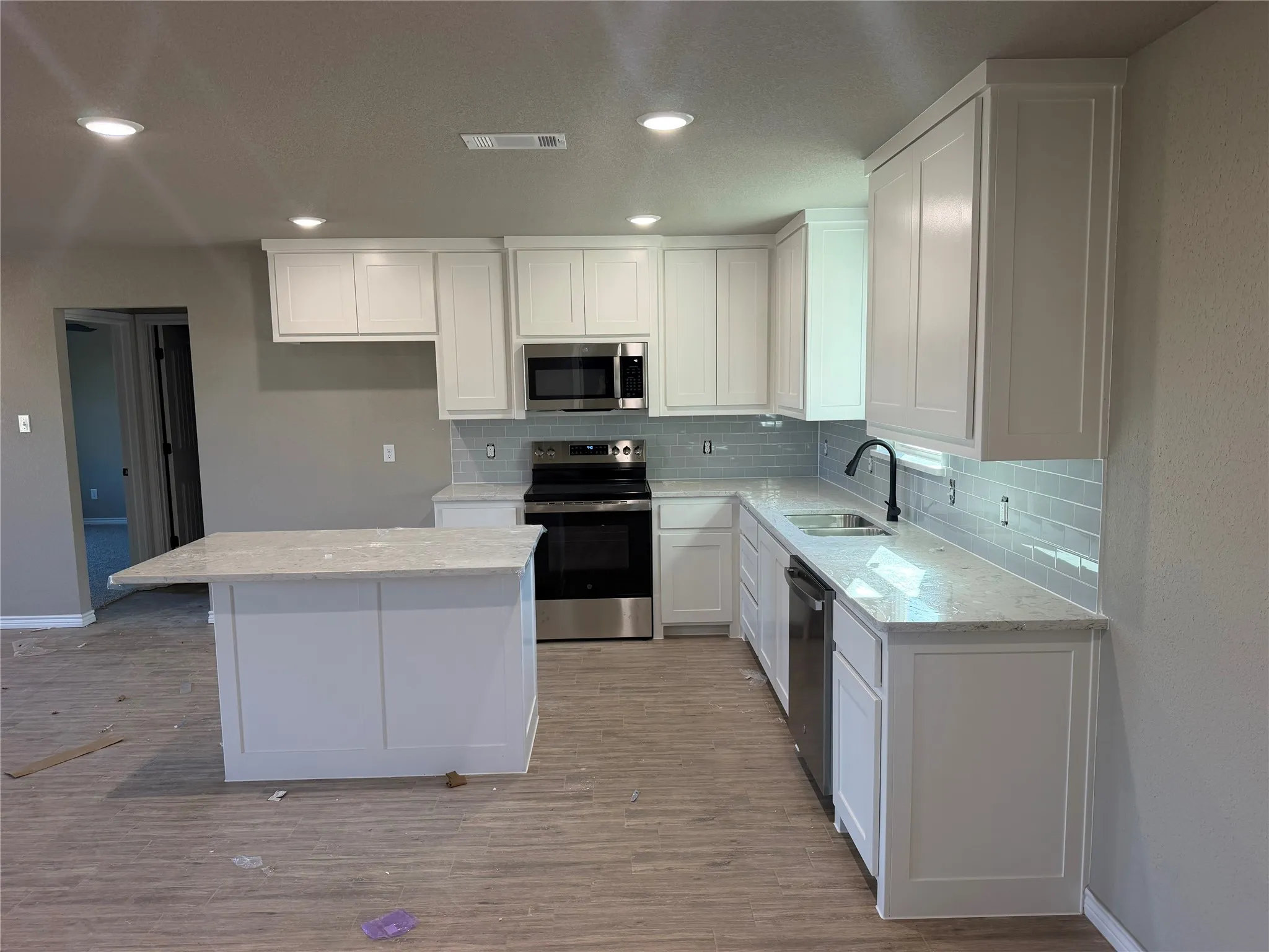 Single Family Residence For Sale in Parker County , 168 Altom Road, Springtown, Texas 76082, 3 Bedroom, 2 Bathroom, 2 Garage spaces, 1,425 Sqft, built in 2026, mls#21405743, Real Estate Agent in Springtown, Homes For Sale in Parker county, Homes For Sale in Springtown, Realtor in Springtown Texas, Real Estate Brokerage Independent Realty Texas, Luminita Cordes Realtor
