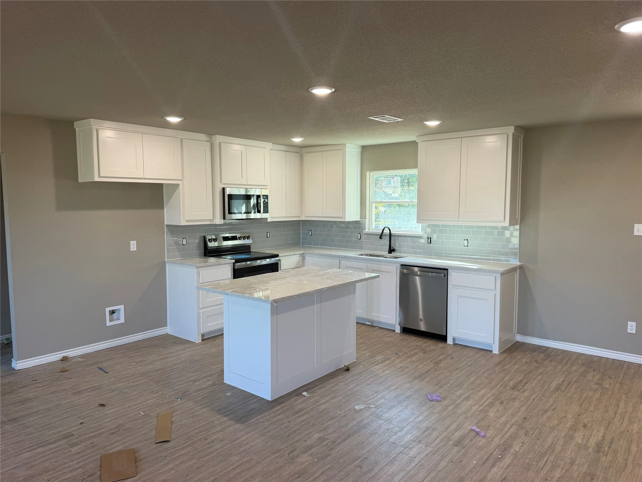 Single Family Residence For Sale in Parker County , 168 Altom Road, Springtown, Texas 76082, 3 Bedroom, 2 Bathroom, 2 Garage spaces, 1,425 Sqft, built in 2026, mls#21405743, Real Estate Agent in Springtown, Homes For Sale in Parker county, Homes For Sale in Springtown, Realtor in Springtown Texas, Real Estate Brokerage Independent Realty Texas, Luminita Cordes Realtor