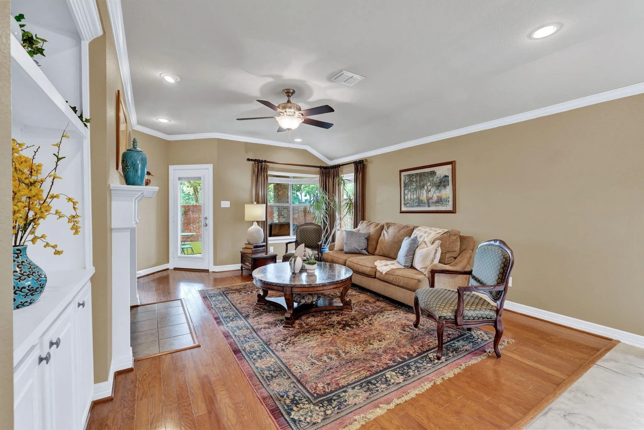 Single Family Residence For Sale in Collin County , 3921 Pitchstone Drive, Mc Kinney, Texas 75070, 3 Bedroom, 2 Bathroom, 2 Garage spaces, 2,178 Sqft, built in 2008, mls#21405744, Real Estate Agent in Mc Kinney, Homes For Sale in Collin county, Homes For Sale in Mc Kinney, Realtor in Mc Kinney Texas, Real Estate Brokerage Independent Realty Texas, Luminita Cordes Realtor