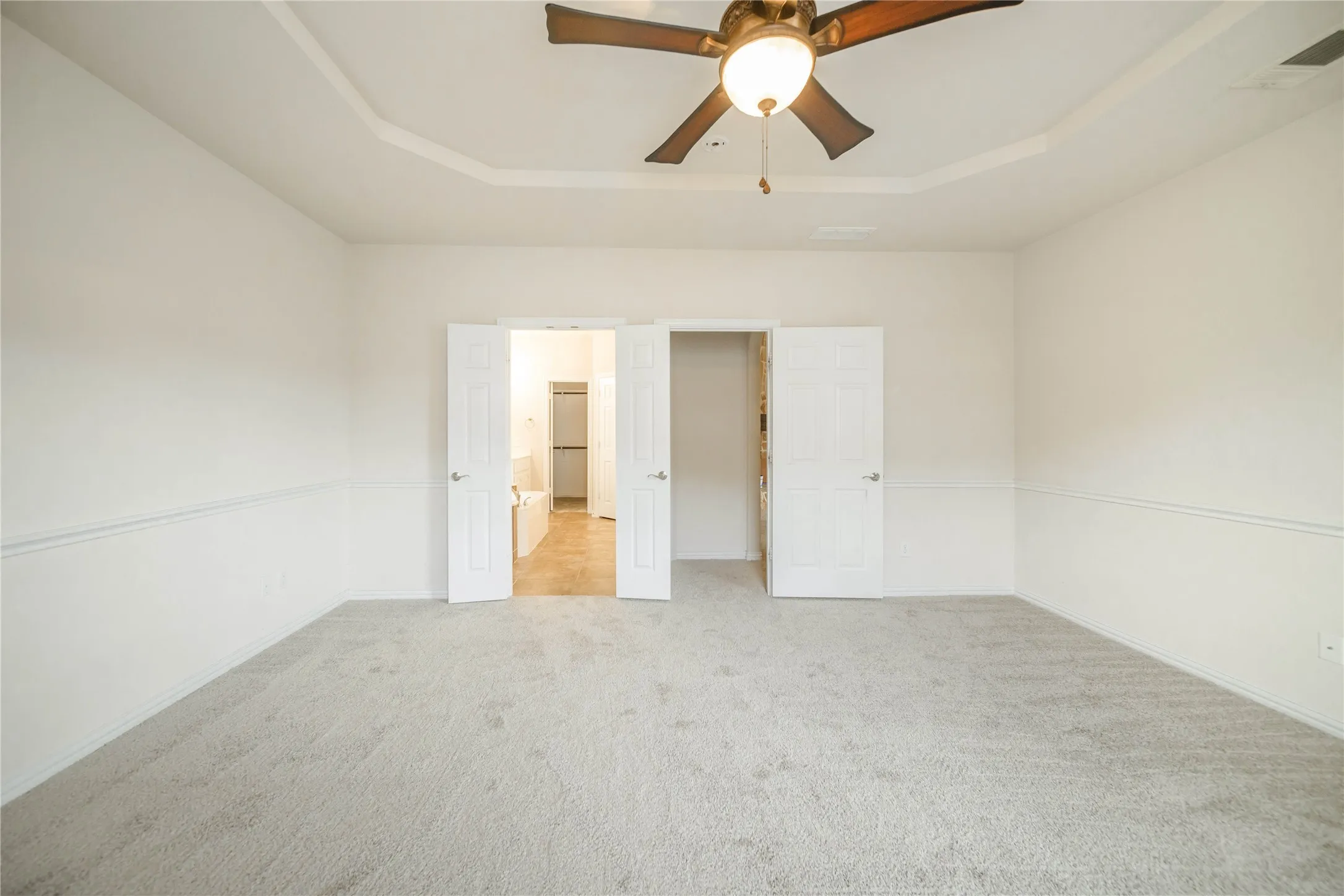 Single Family Residence For Rent in Denton County , 1442 Wellesley Drive, Lewisville, Texas 75067, 5 Bedroom, 4 Bathroom, 2 Garage spaces, 2,768 Sqft, built in 2012, mls#21405745, Real Estate Agent in Lewisville, Homes For Rent in Denton county, Homes For Rent in Lewisville, Realtor in Lewisville Texas, Real Estate Brokerage Independent Realty Texas, Luminita Cordes Realtor