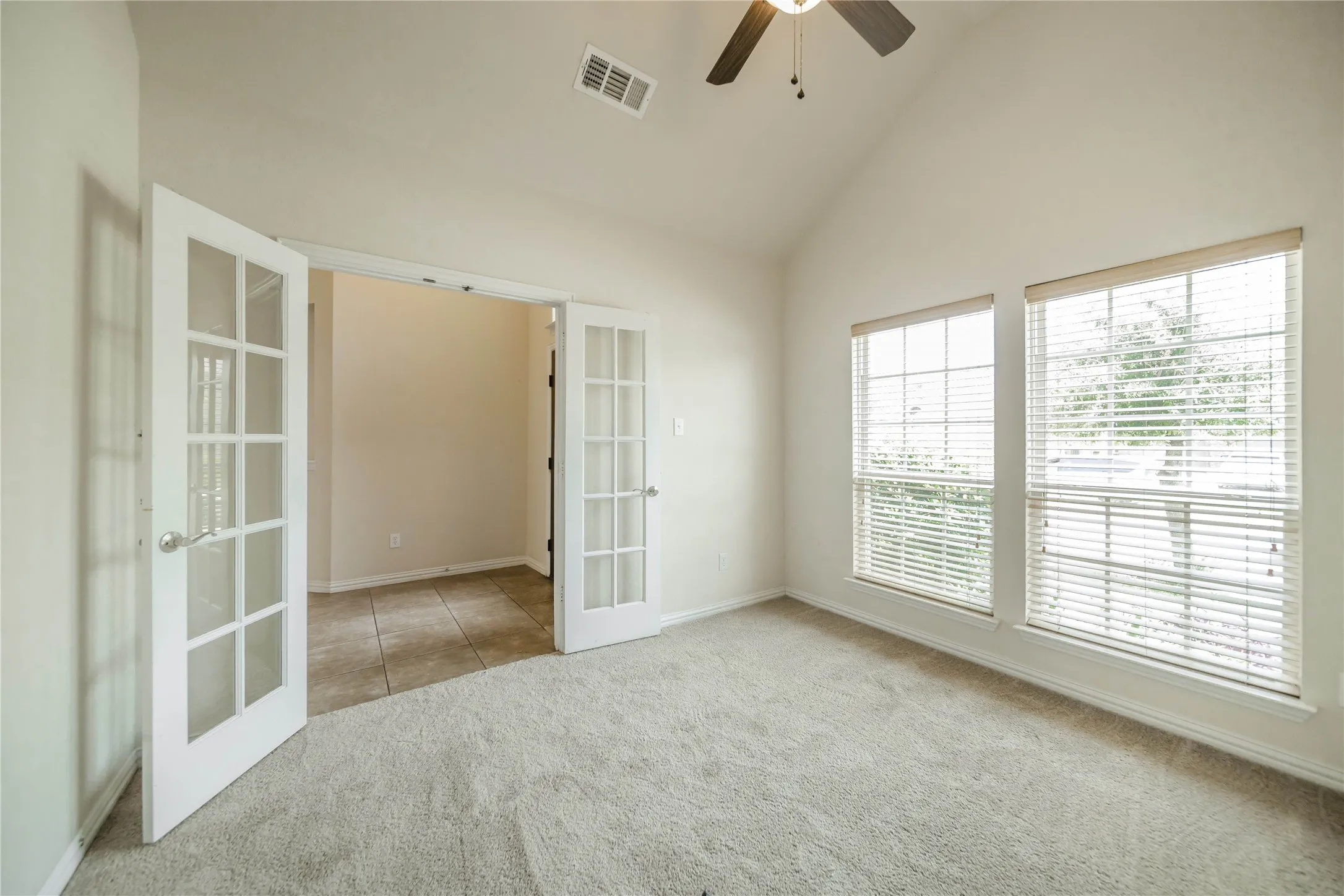 Single Family Residence For Rent in Denton County , 1442 Wellesley Drive, Lewisville, Texas 75067, 5 Bedroom, 4 Bathroom, 2 Garage spaces, 2,768 Sqft, built in 2012, mls#21405745, Real Estate Agent in Lewisville, Homes For Rent in Denton county, Homes For Rent in Lewisville, Realtor in Lewisville Texas, Real Estate Brokerage Independent Realty Texas, Luminita Cordes Realtor