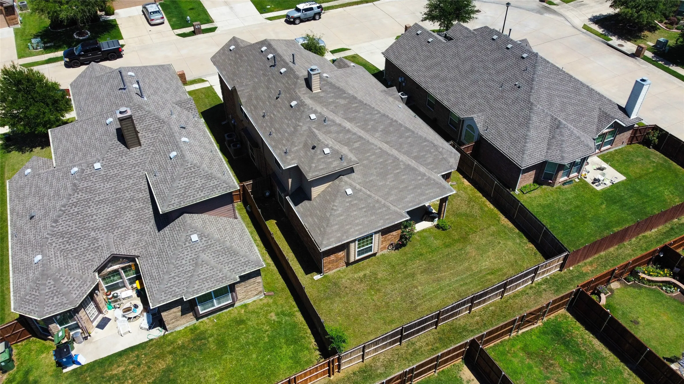 Single Family Residence For Rent in Denton County , 1442 Wellesley Drive, Lewisville, Texas 75067, 5 Bedroom, 4 Bathroom, 2 Garage spaces, 2,768 Sqft, built in 2012, mls#21405745, Real Estate Agent in Lewisville, Homes For Rent in Denton county, Homes For Rent in Lewisville, Realtor in Lewisville Texas, Real Estate Brokerage Independent Realty Texas, Luminita Cordes Realtor