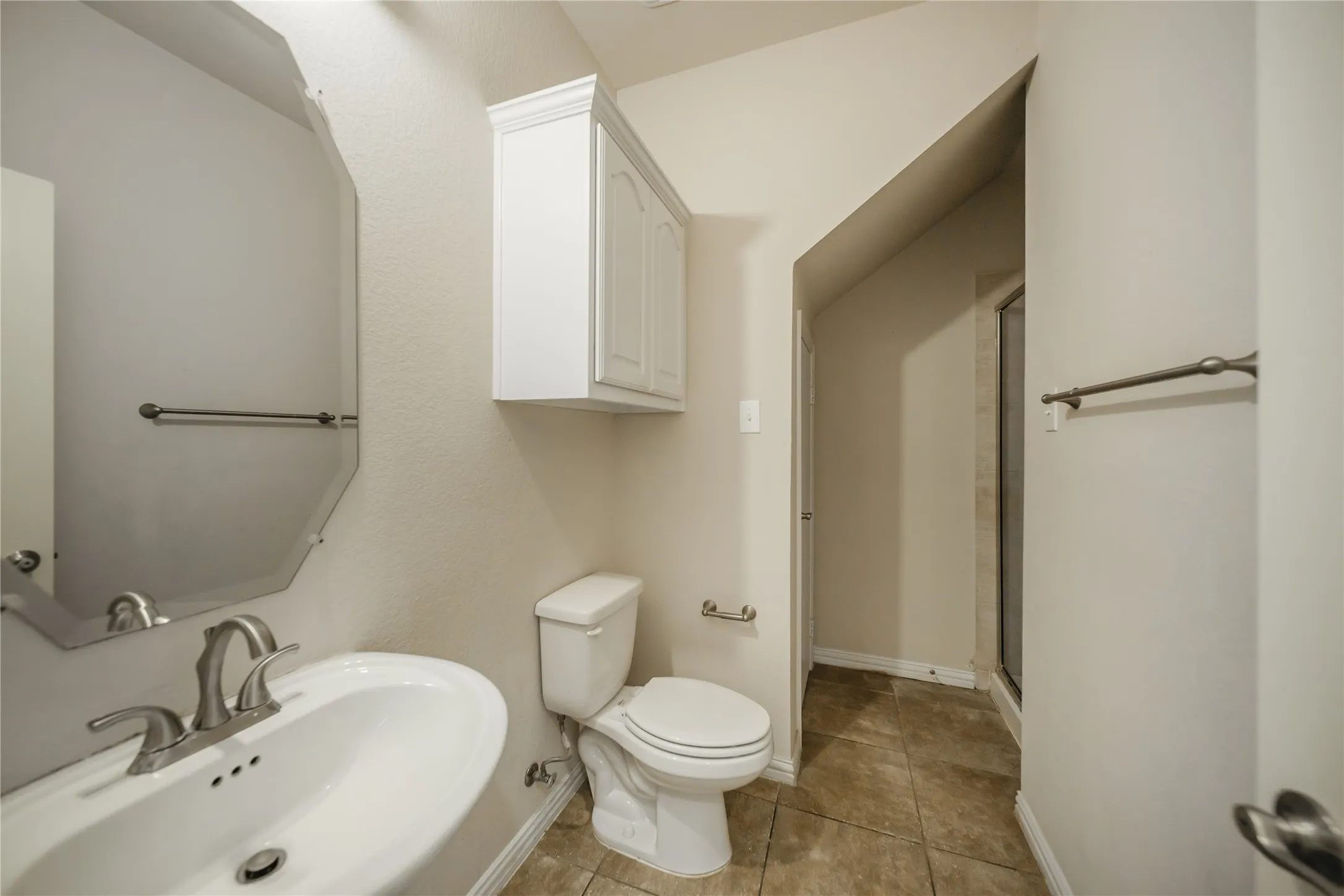 Single Family Residence For Rent in Denton County , 1442 Wellesley Drive, Lewisville, Texas 75067, 5 Bedroom, 4 Bathroom, 2 Garage spaces, 2,768 Sqft, built in 2012, mls#21405745, Real Estate Agent in Lewisville, Homes For Rent in Denton county, Homes For Rent in Lewisville, Realtor in Lewisville Texas, Real Estate Brokerage Independent Realty Texas, Luminita Cordes Realtor