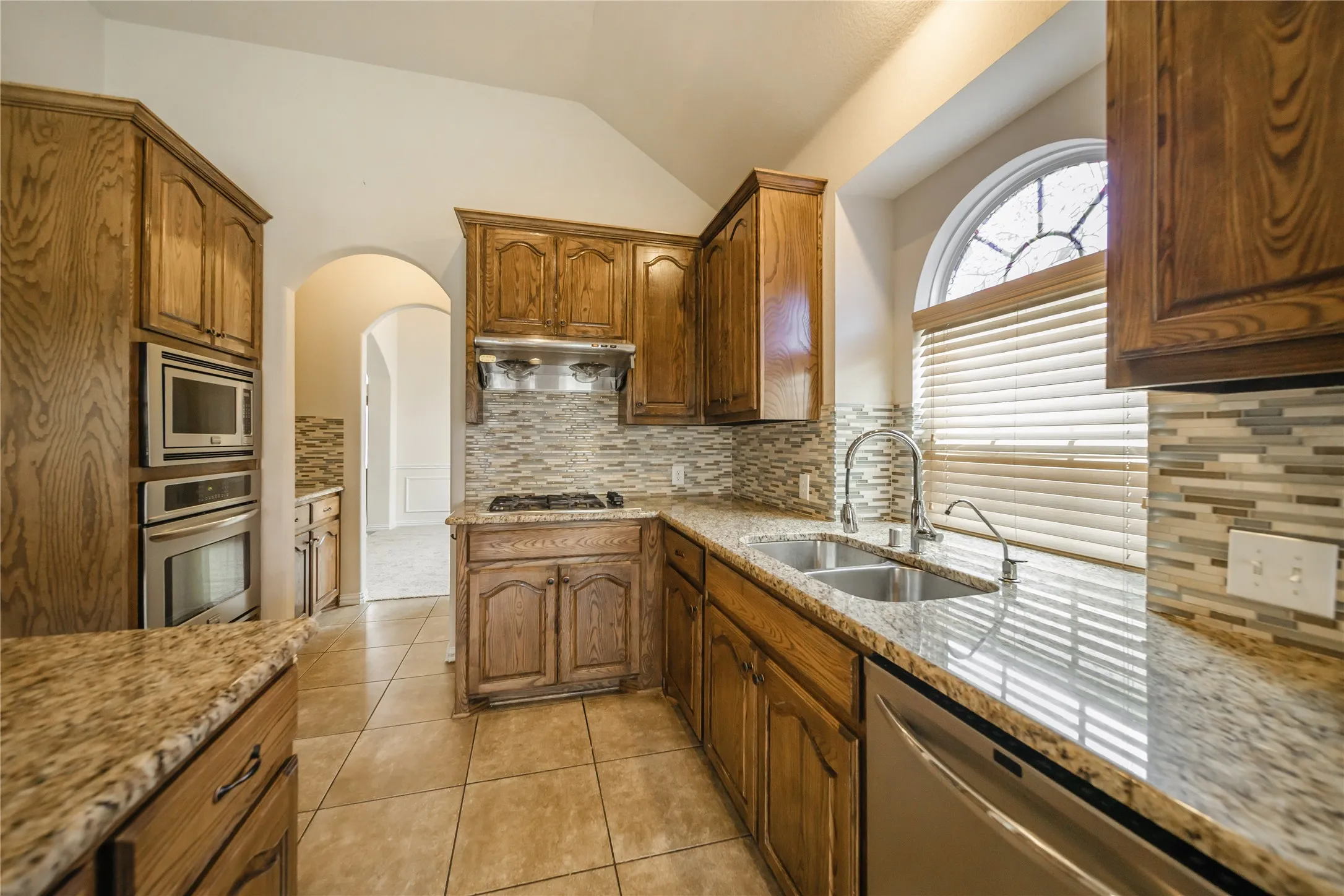 Single Family Residence For Rent in Denton County , 1442 Wellesley Drive, Lewisville, Texas 75067, 5 Bedroom, 4 Bathroom, 2 Garage spaces, 2,768 Sqft, built in 2012, mls#21405745, Real Estate Agent in Lewisville, Homes For Rent in Denton county, Homes For Rent in Lewisville, Realtor in Lewisville Texas, Real Estate Brokerage Independent Realty Texas, Luminita Cordes Realtor
