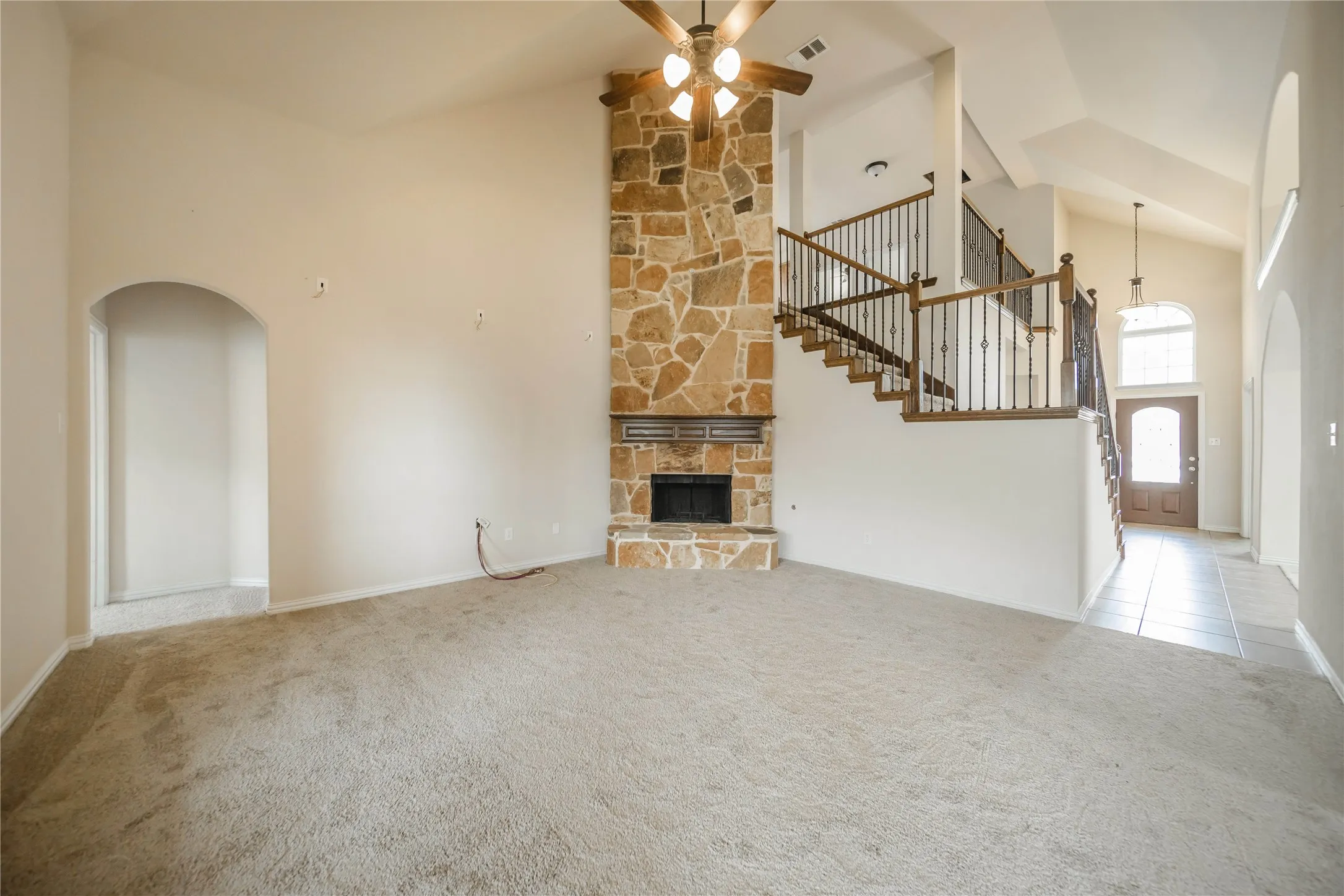 Single Family Residence For Rent in Denton County , 1442 Wellesley Drive, Lewisville, Texas 75067, 5 Bedroom, 4 Bathroom, 2 Garage spaces, 2,768 Sqft, built in 2012, mls#21405745, Real Estate Agent in Lewisville, Homes For Rent in Denton county, Homes For Rent in Lewisville, Realtor in Lewisville Texas, Real Estate Brokerage Independent Realty Texas, Luminita Cordes Realtor