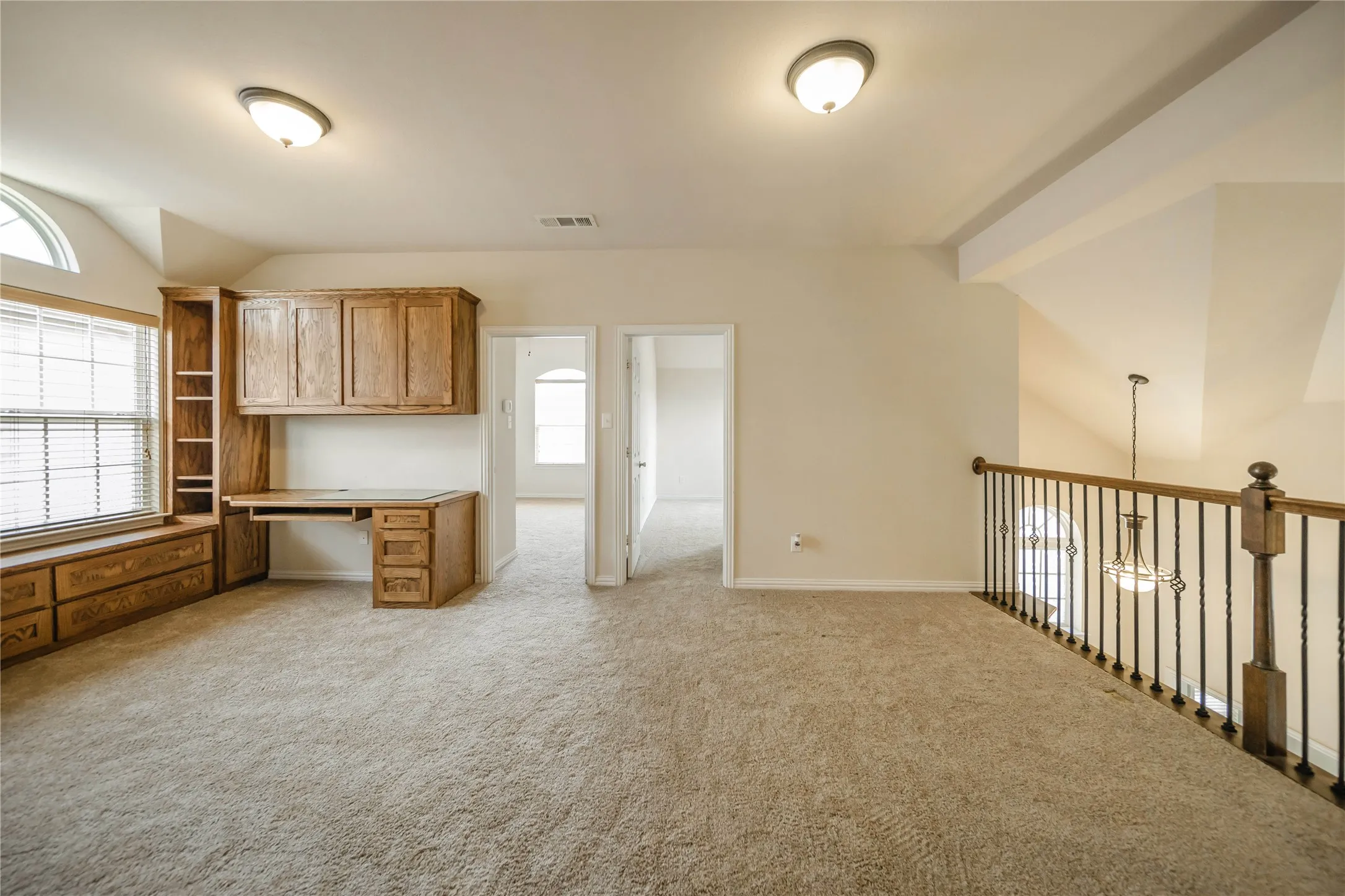 Single Family Residence For Rent in Denton County , 1442 Wellesley Drive, Lewisville, Texas 75067, 5 Bedroom, 4 Bathroom, 2 Garage spaces, 2,768 Sqft, built in 2012, mls#21405745, Real Estate Agent in Lewisville, Homes For Rent in Denton county, Homes For Rent in Lewisville, Realtor in Lewisville Texas, Real Estate Brokerage Independent Realty Texas, Luminita Cordes Realtor