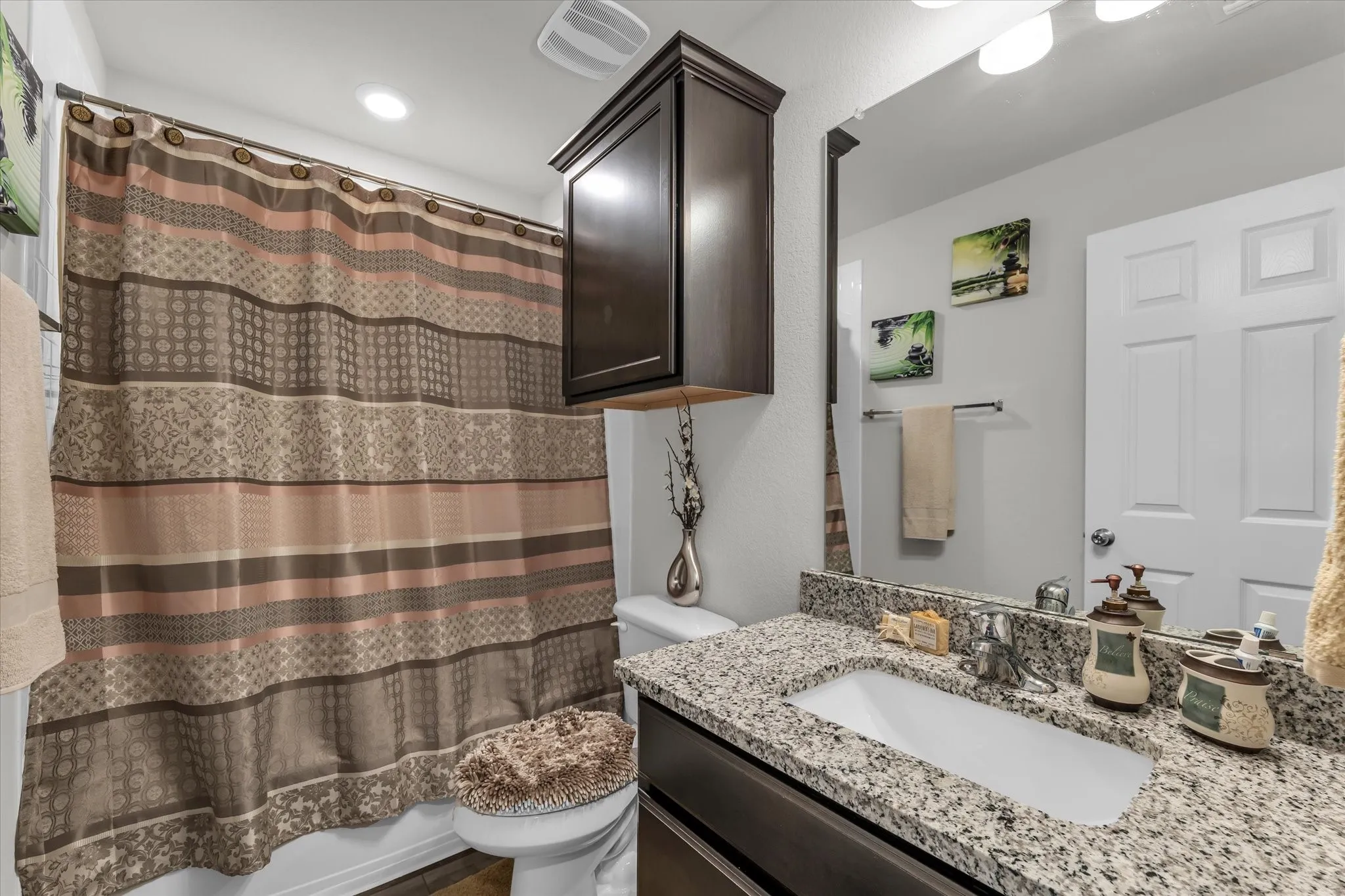 Single Family Residence For Sale in Mc Lennan County , 2912 Brosnan Road, Waco, Texas 76655, 4 Bedroom, 2 Bathroom, 2 Garage spaces, 1,909 Sqft, built in 2022, mls#21404868, Real Estate Agent in Waco, Homes For Sale in Mc Lennan county, Homes For Sale in Waco, Realtor in Waco Texas, Real Estate Brokerage Independent Realty Texas, Luminita Cordes Realtor