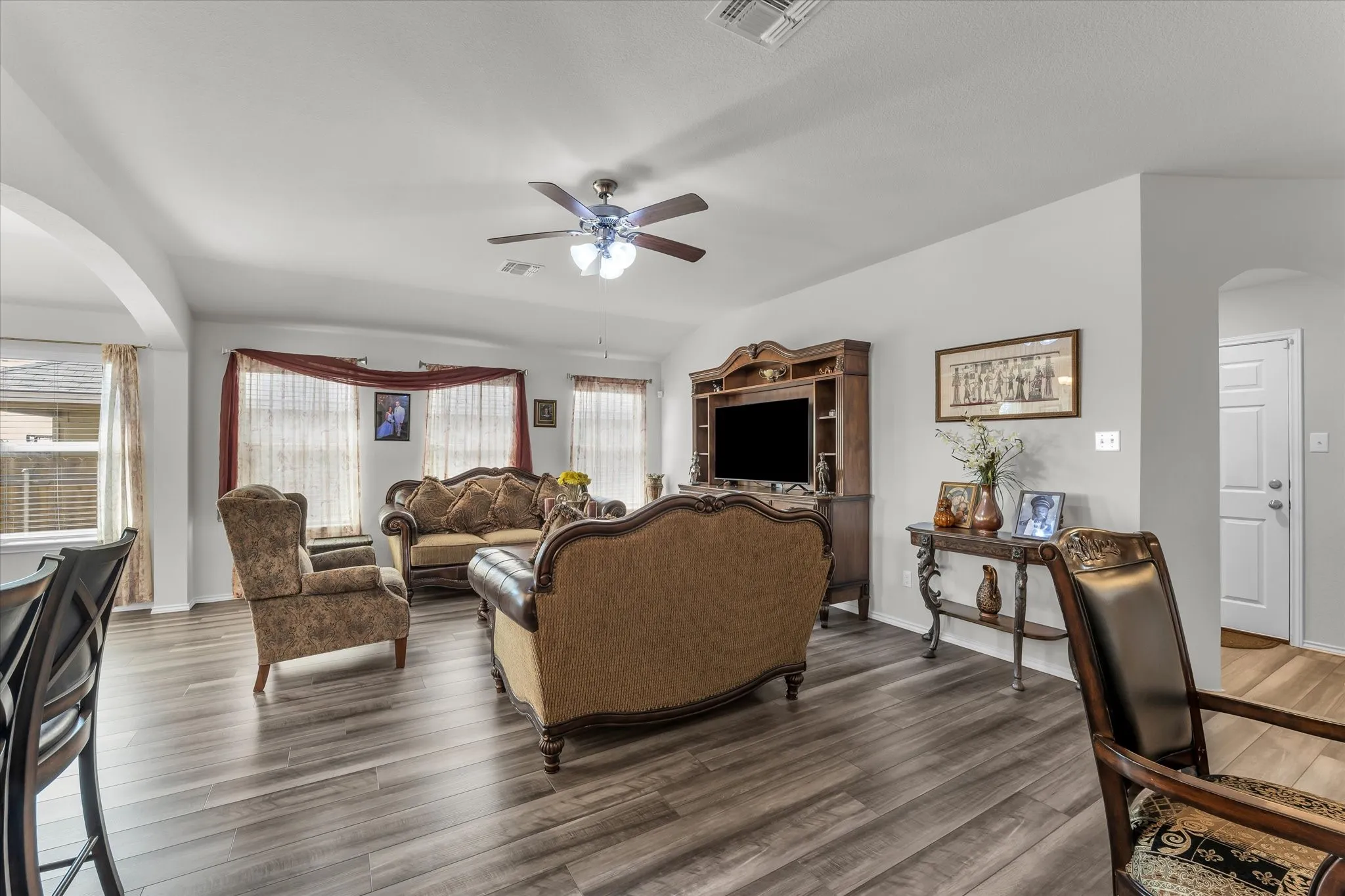Single Family Residence For Sale in Mc Lennan County , 2912 Brosnan Road, Waco, Texas 76655, 4 Bedroom, 2 Bathroom, 2 Garage spaces, 1,909 Sqft, built in 2022, mls#21404868, Real Estate Agent in Waco, Homes For Sale in Mc Lennan county, Homes For Sale in Waco, Realtor in Waco Texas, Real Estate Brokerage Independent Realty Texas, Luminita Cordes Realtor