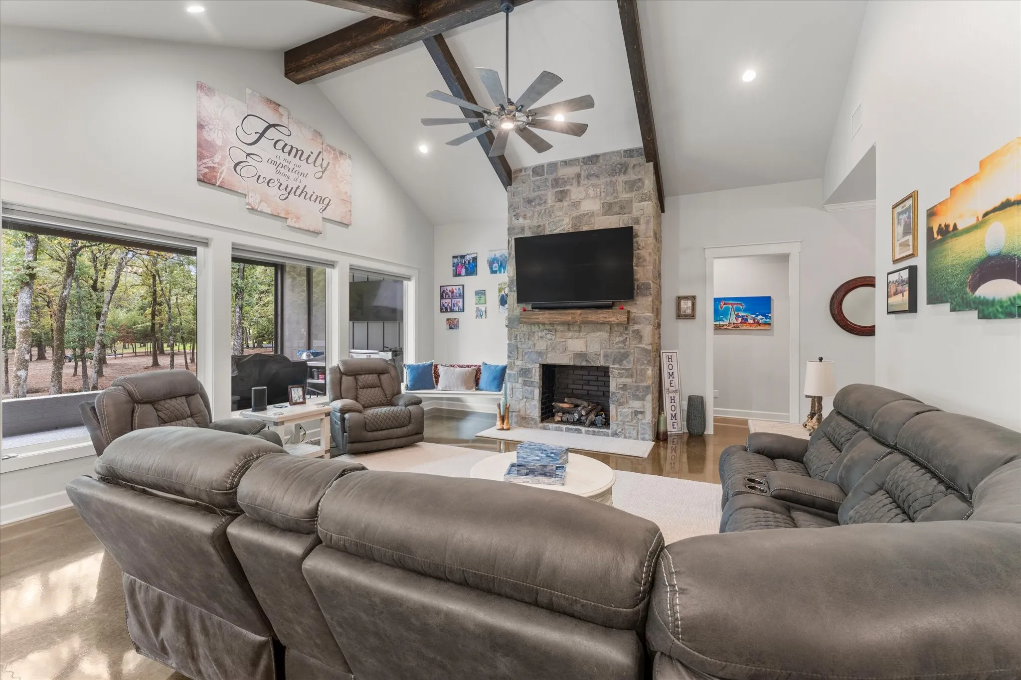 Single Family Residence For Sale in Wood County , 116 Private Road 5984, Yantis, Texas 75497, 4 Bedroom, 3 Bathroom, 5 Garage spaces, 5,888 Sqft, built in 2023, mls#21402053, Real Estate Agent in Yantis, Homes For Sale in Wood county, Homes For Sale in Yantis, Realtor in Yantis Texas, Real Estate Brokerage Independent Realty Texas, Luminita Cordes Realtor