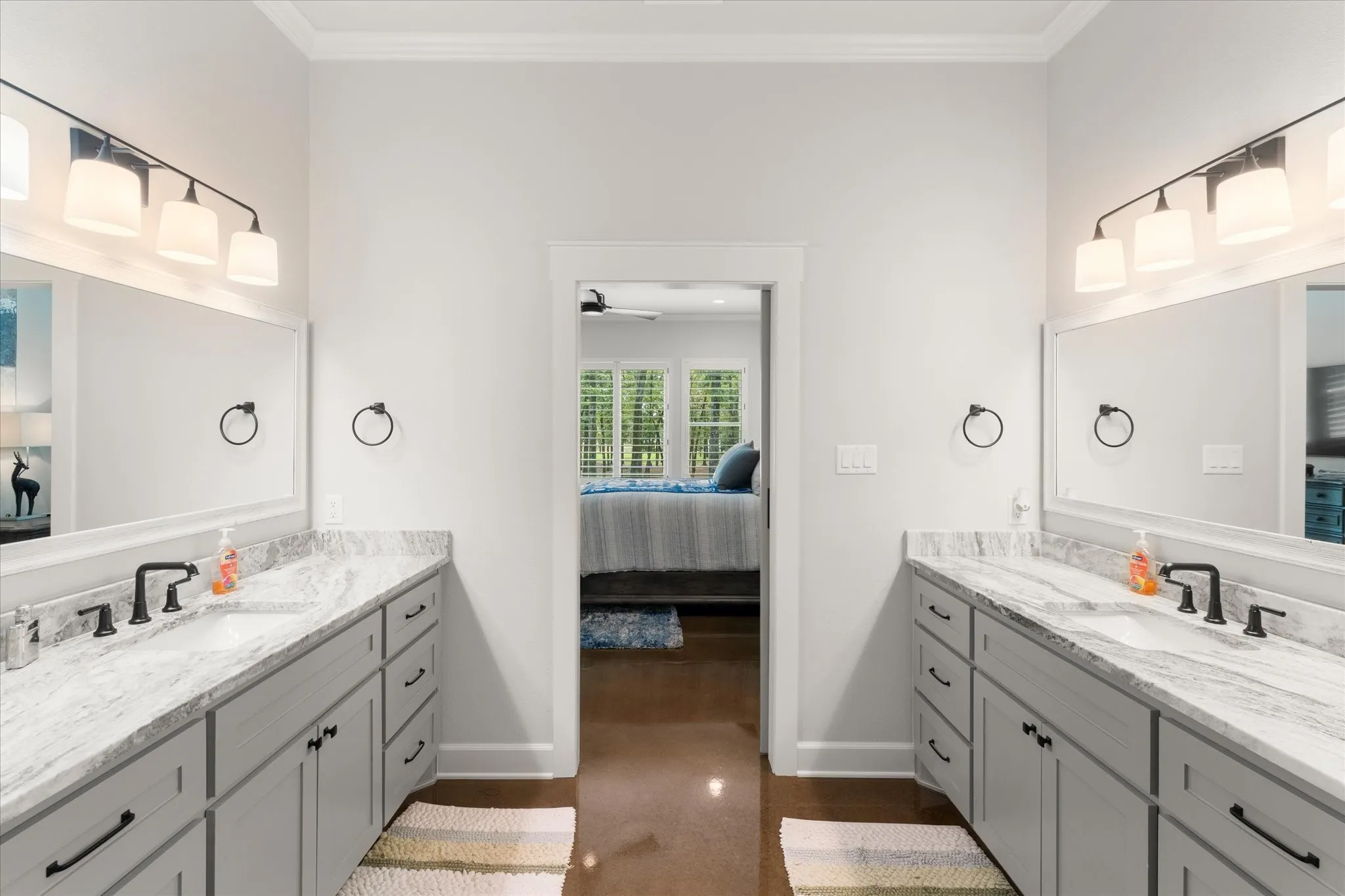 Single Family Residence For Sale in Wood County , 116 Private Road 5984, Yantis, Texas 75497, 4 Bedroom, 3 Bathroom, 5 Garage spaces, 5,888 Sqft, built in 2023, mls#21402053, Real Estate Agent in Yantis, Homes For Sale in Wood county, Homes For Sale in Yantis, Realtor in Yantis Texas, Real Estate Brokerage Independent Realty Texas, Luminita Cordes Realtor