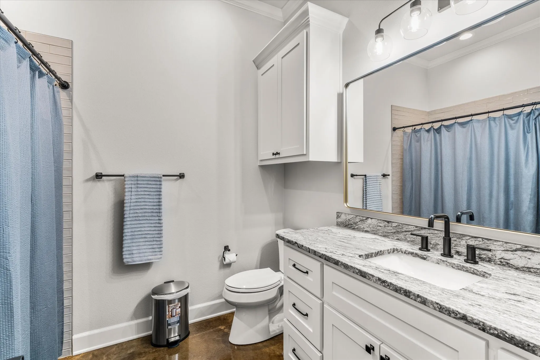 Single Family Residence For Sale in Wood County , 116 Private Road 5984, Yantis, Texas 75497, 4 Bedroom, 3 Bathroom, 5 Garage spaces, 5,888 Sqft, built in 2023, mls#21402053, Real Estate Agent in Yantis, Homes For Sale in Wood county, Homes For Sale in Yantis, Realtor in Yantis Texas, Real Estate Brokerage Independent Realty Texas, Luminita Cordes Realtor