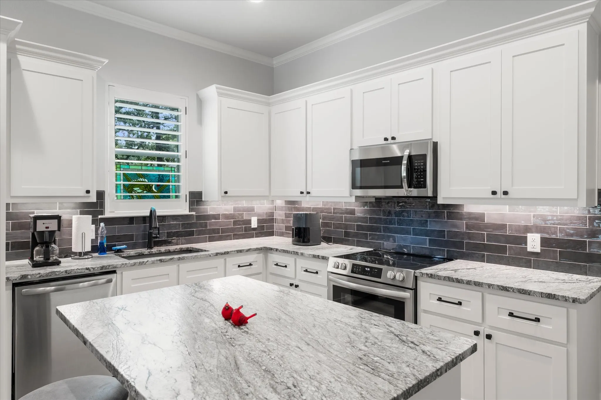 Single Family Residence For Sale in Wood County , 116 Private Road 5984, Yantis, Texas 75497, 4 Bedroom, 3 Bathroom, 5 Garage spaces, 5,888 Sqft, built in 2023, mls#21402053, Real Estate Agent in Yantis, Homes For Sale in Wood county, Homes For Sale in Yantis, Realtor in Yantis Texas, Real Estate Brokerage Independent Realty Texas, Luminita Cordes Realtor