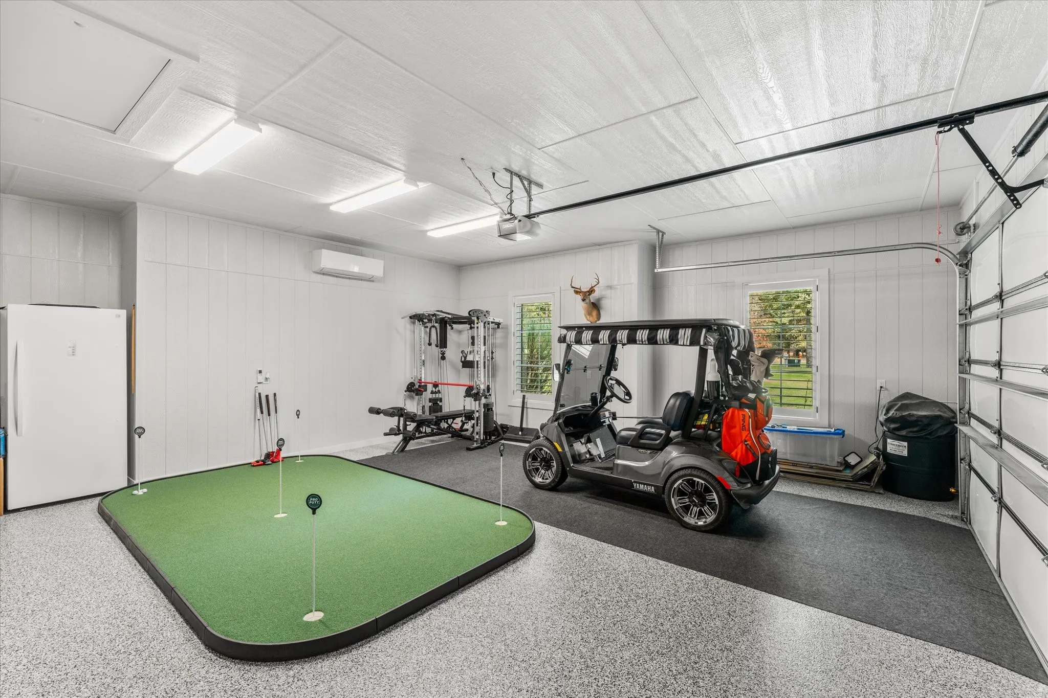 Single Family Residence For Sale in Wood County , 116 Private Road 5984, Yantis, Texas 75497, 4 Bedroom, 3 Bathroom, 5 Garage spaces, 5,888 Sqft, built in 2023, mls#21402053, Real Estate Agent in Yantis, Homes For Sale in Wood county, Homes For Sale in Yantis, Realtor in Yantis Texas, Real Estate Brokerage Independent Realty Texas, Luminita Cordes Realtor