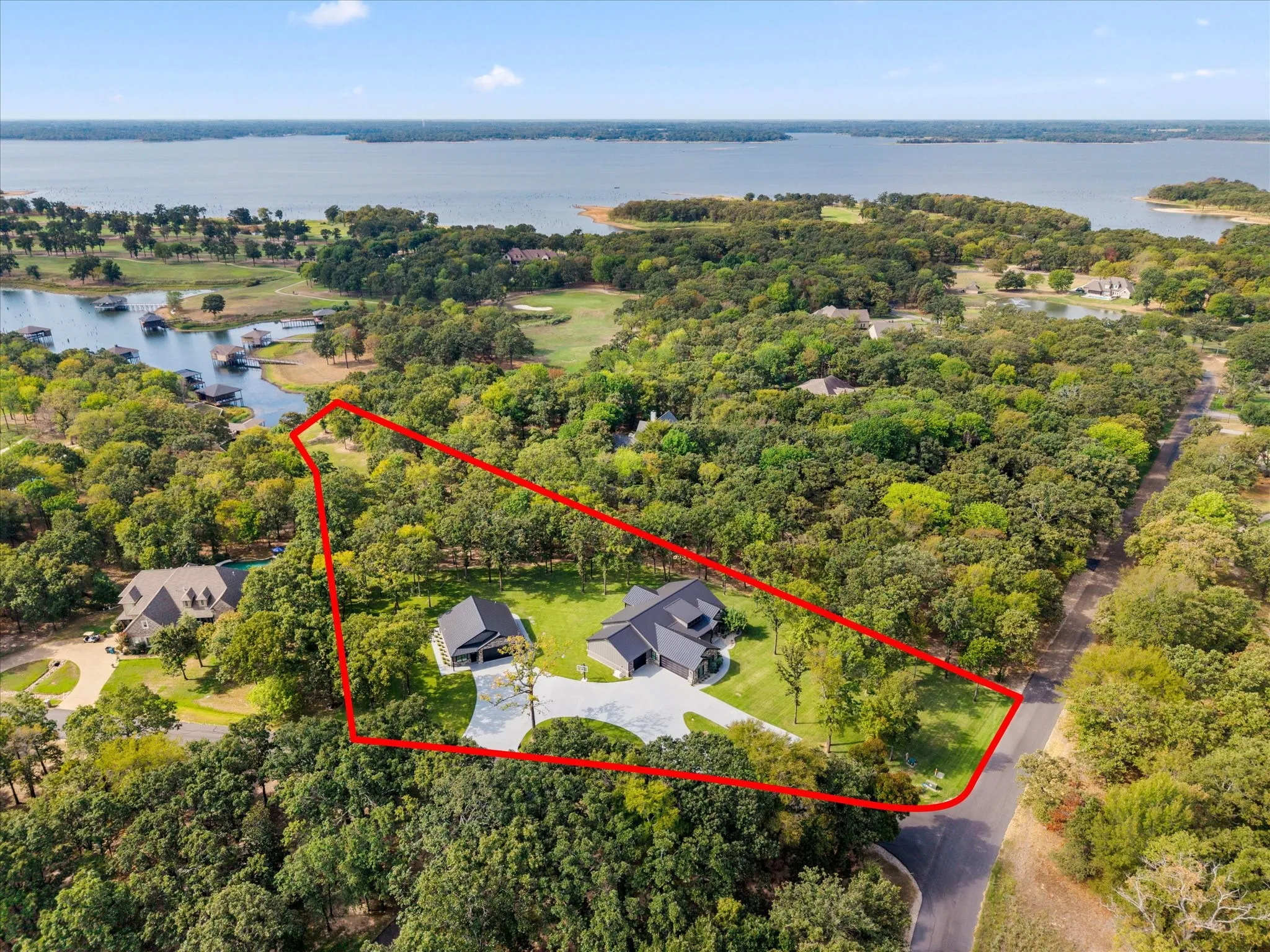 Single Family Residence For Sale in Wood County , 116 Private Road 5984, Yantis, Texas 75497, 4 Bedroom, 3 Bathroom, 5 Garage spaces, 5,888 Sqft, built in 2023, mls#21402053, Real Estate Agent in Yantis, Homes For Sale in Wood county, Homes For Sale in Yantis, Realtor in Yantis Texas, Real Estate Brokerage Independent Realty Texas, Luminita Cordes Realtor
