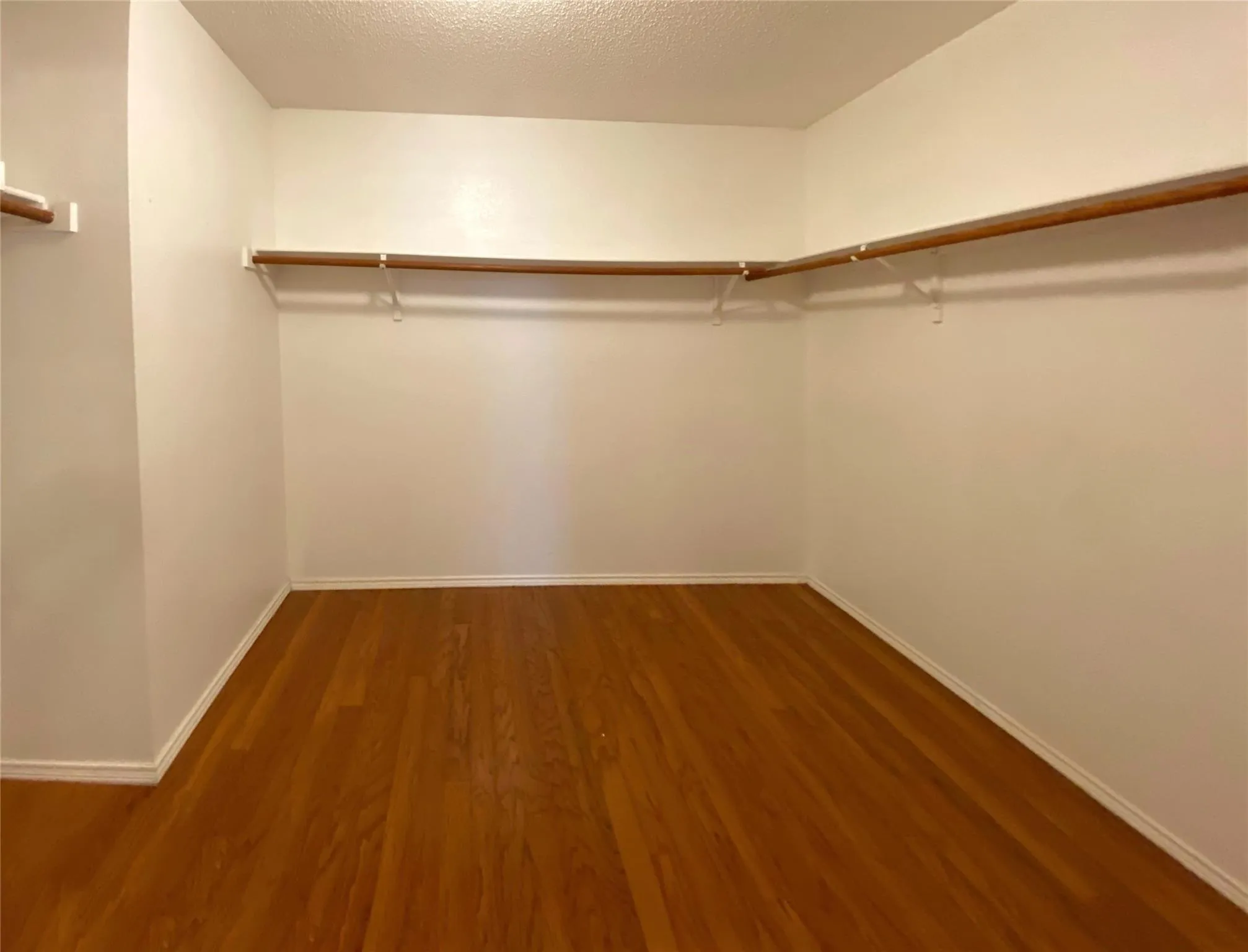 Single Family Residence For Rent in Collin County , 2601 Timberbrook Trail, Mc Kinney, Texas 75071, 3 Bedroom, 3 Bathroom, 2 Garage spaces, 2,307 Sqft, built in 2002, mls#21405756, Real Estate Agent in Mc Kinney, Homes For Rent in Collin county, Homes For Rent in Mc Kinney, Realtor in Mc Kinney Texas, Real Estate Brokerage Independent Realty Texas, Luminita Cordes Realtor