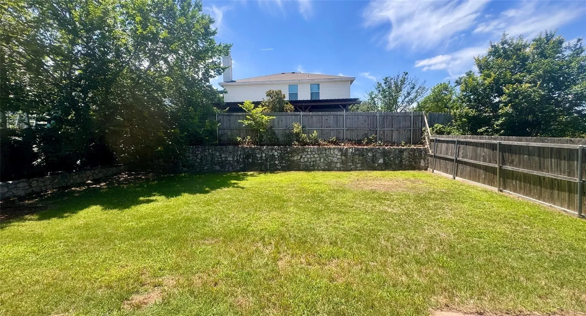 Single Family Residence For Rent in Collin County , 2601 Timberbrook Trail, Mc Kinney, Texas 75071, 3 Bedroom, 3 Bathroom, 2 Garage spaces, 2,307 Sqft, built in 2002, mls#21405756, Real Estate Agent in Mc Kinney, Homes For Rent in Collin county, Homes For Rent in Mc Kinney, Realtor in Mc Kinney Texas, Real Estate Brokerage Independent Realty Texas, Luminita Cordes Realtor